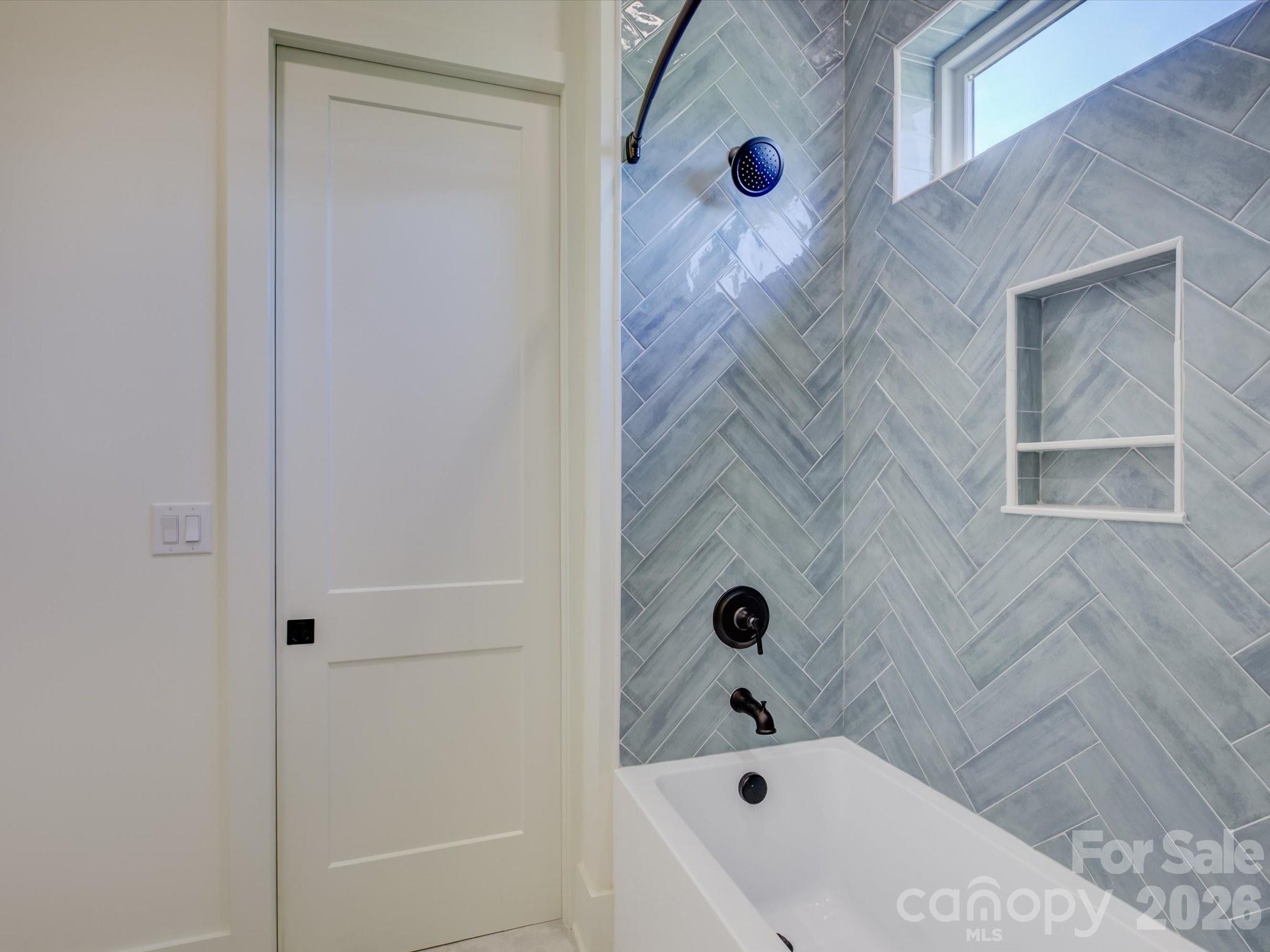 2334 Bridgewater Road Unit: 6