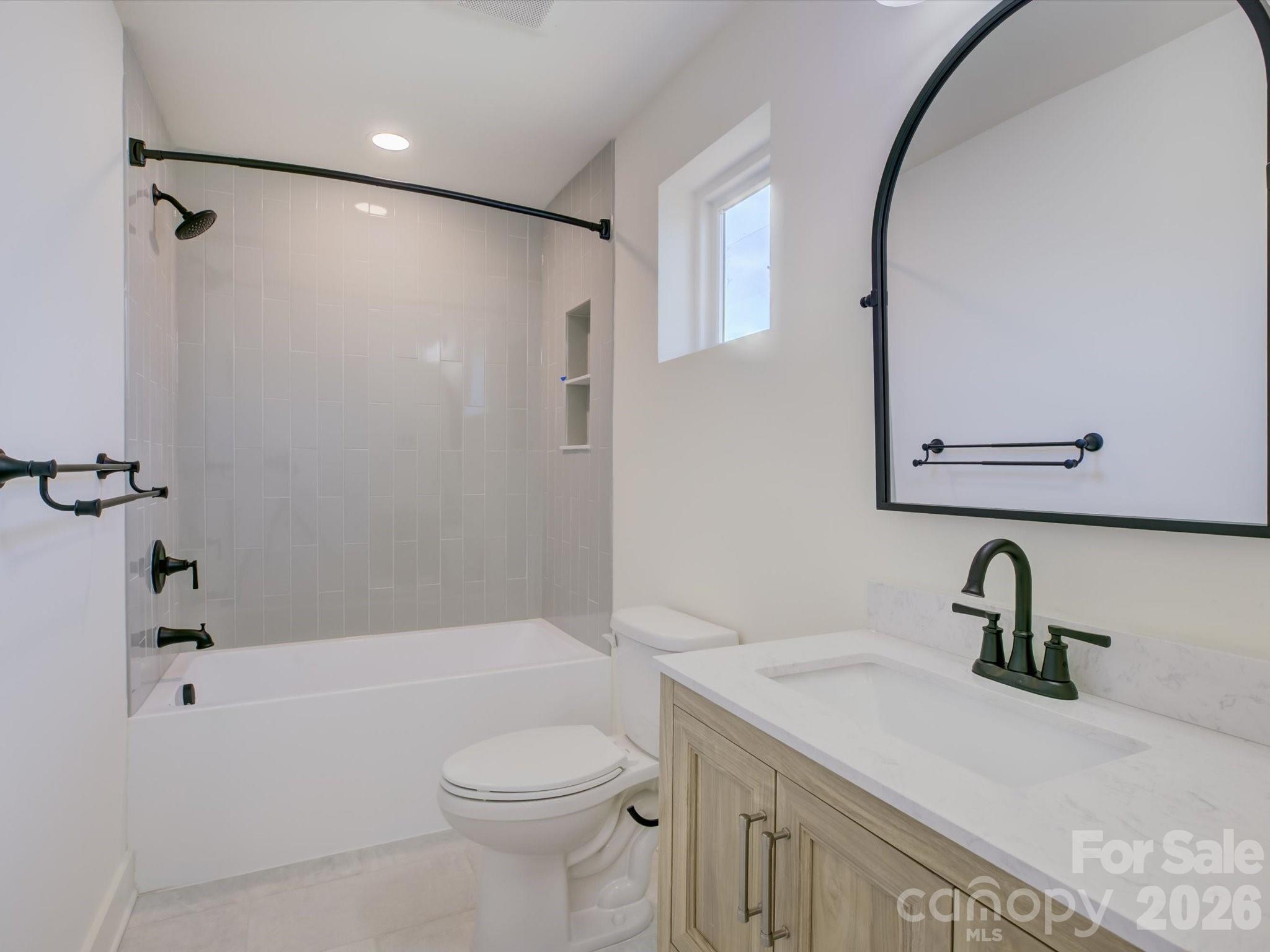 2334 Bridgewater Road Unit: 6