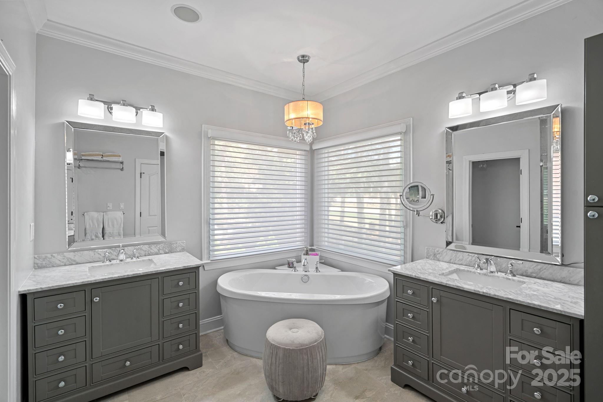 18418 Turnberry Court