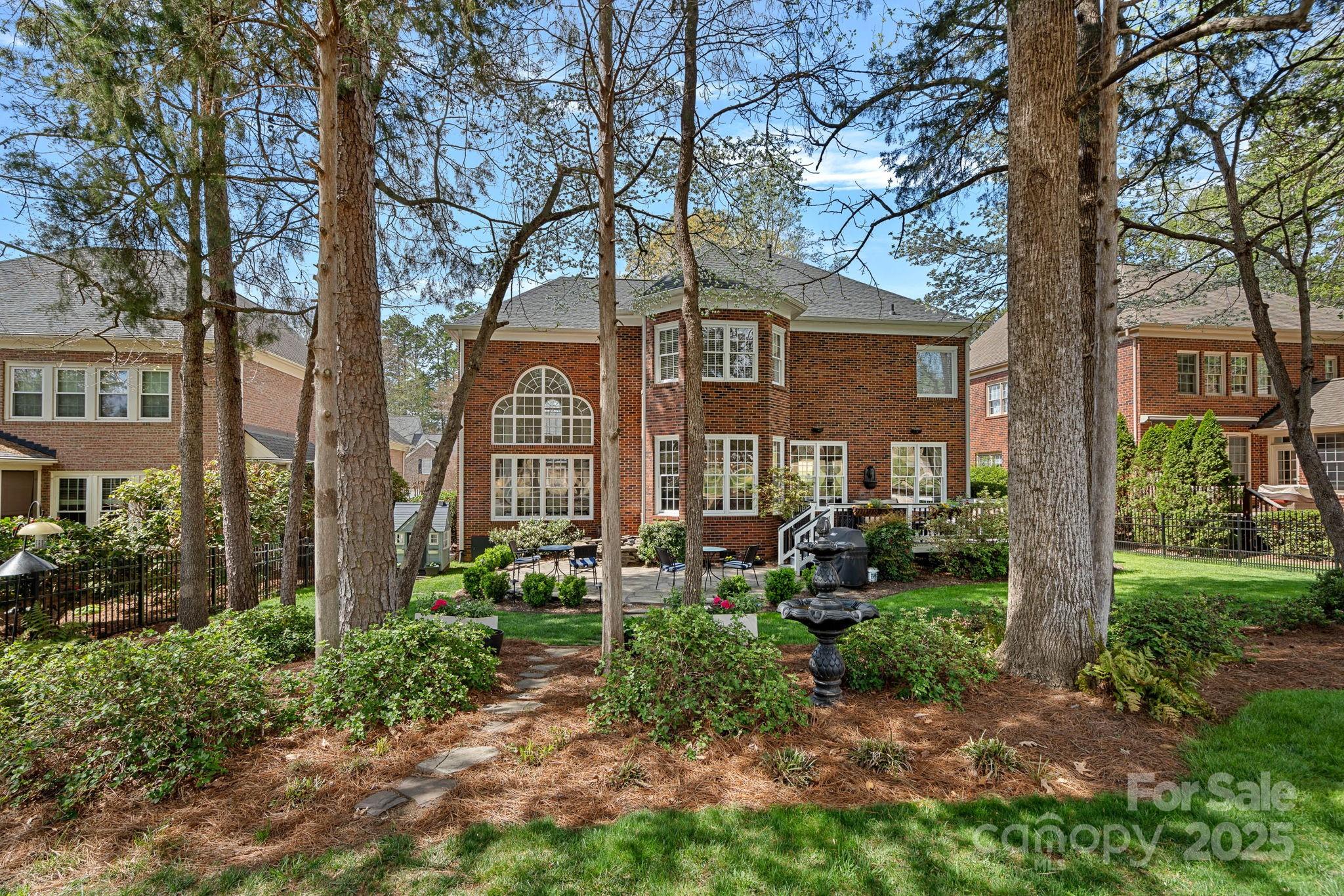 18418 Turnberry Court