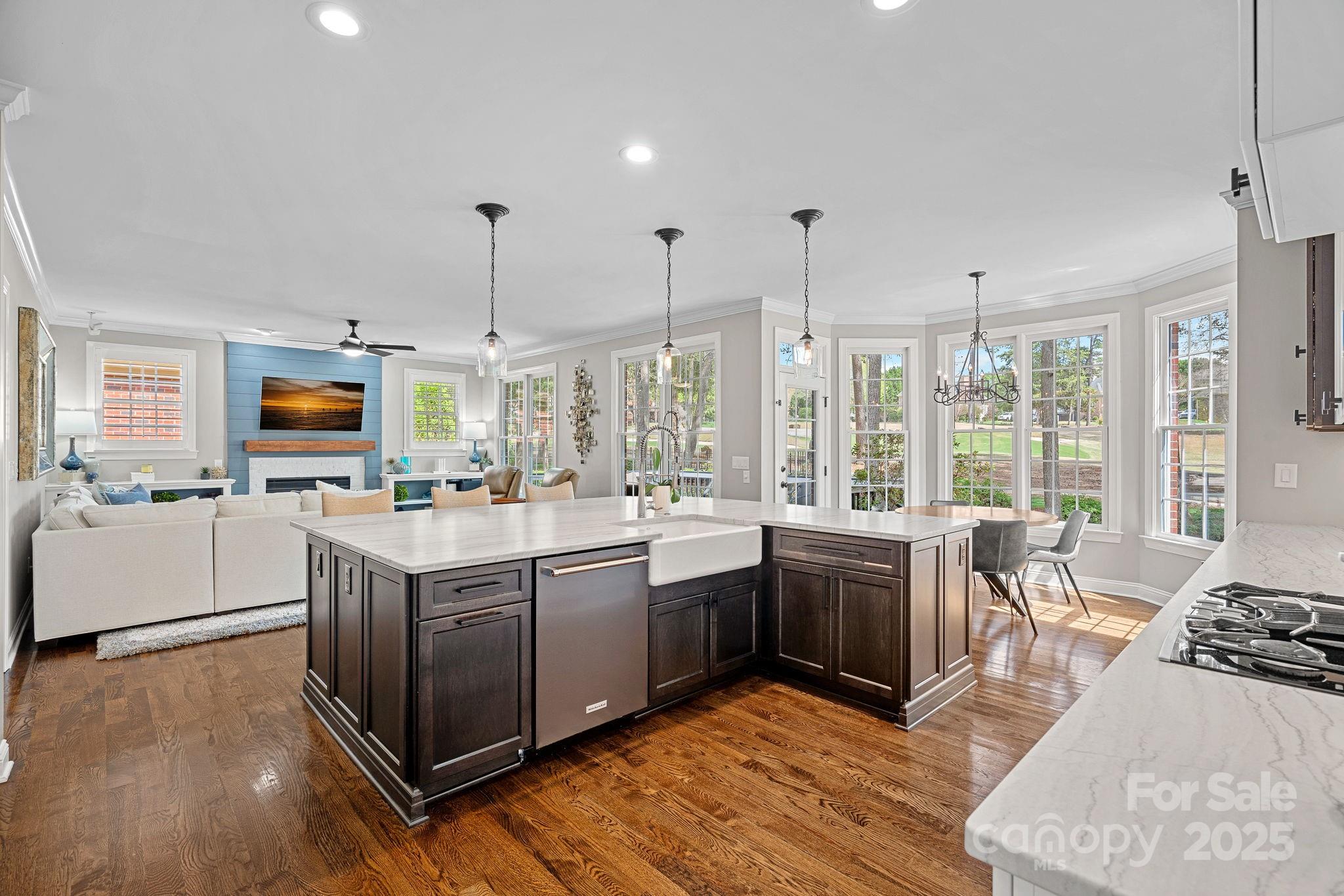 18418 Turnberry Court