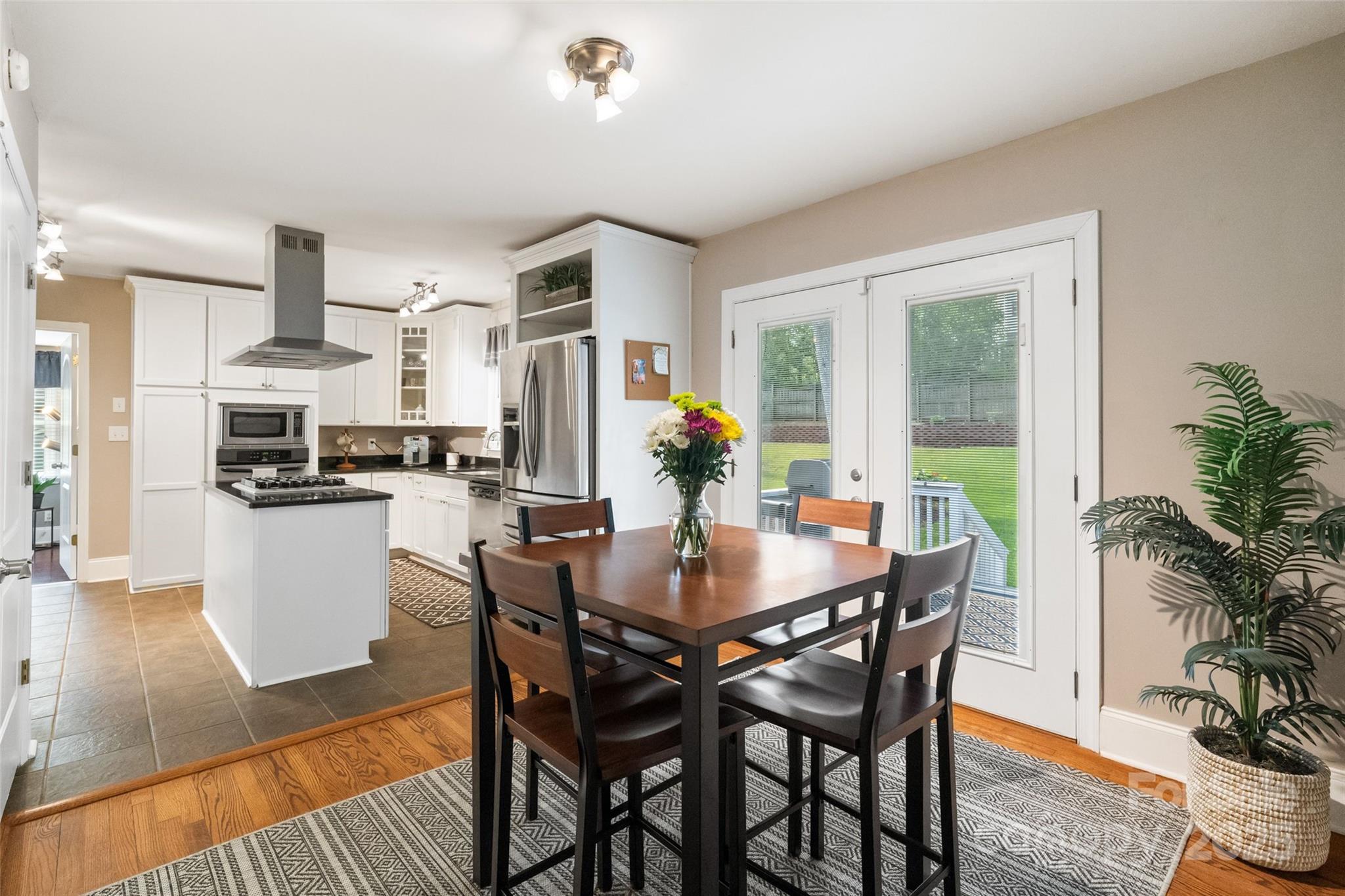 4626 Fairbluff Place