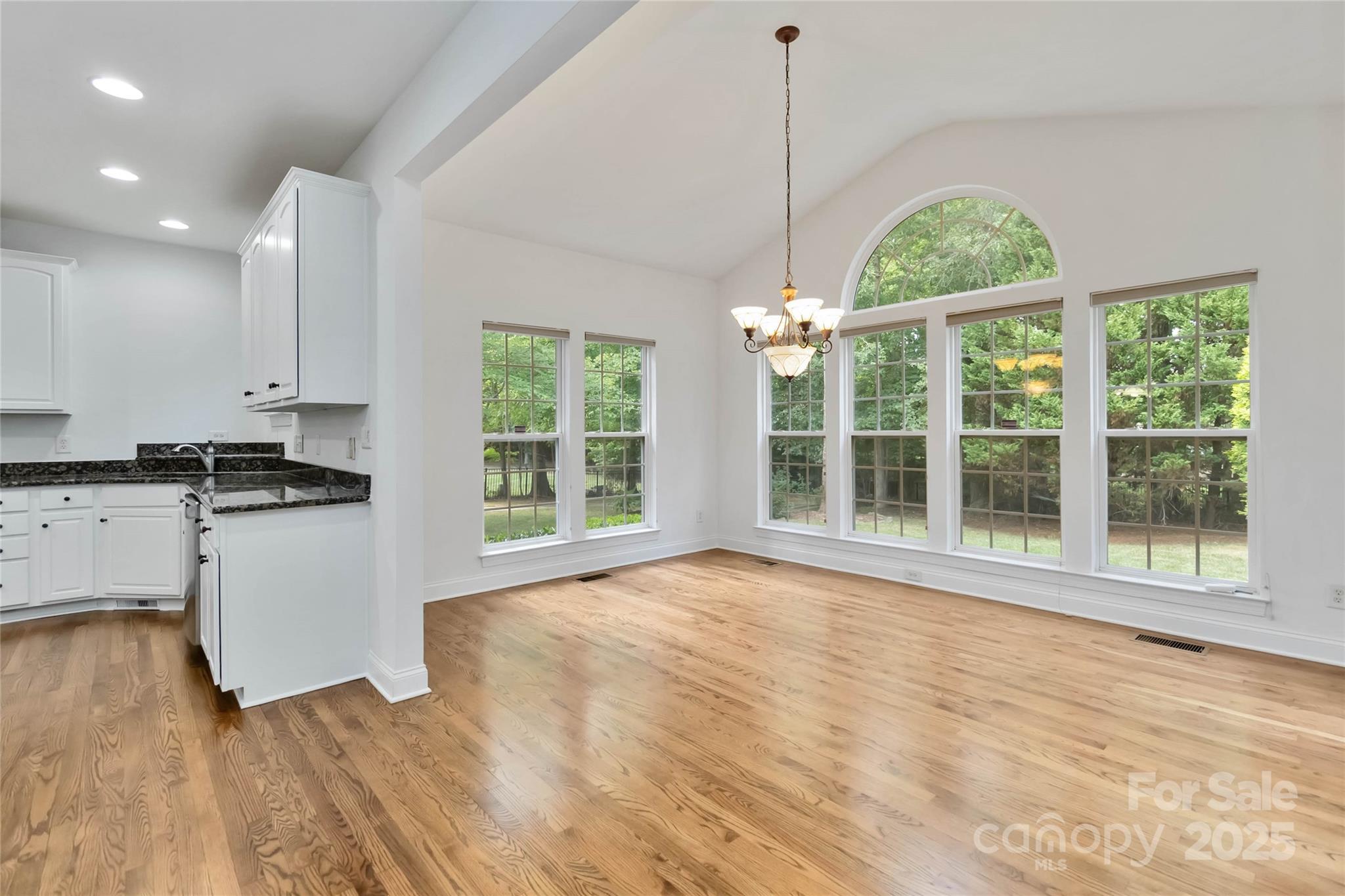 7302 Yellowhorn Trail