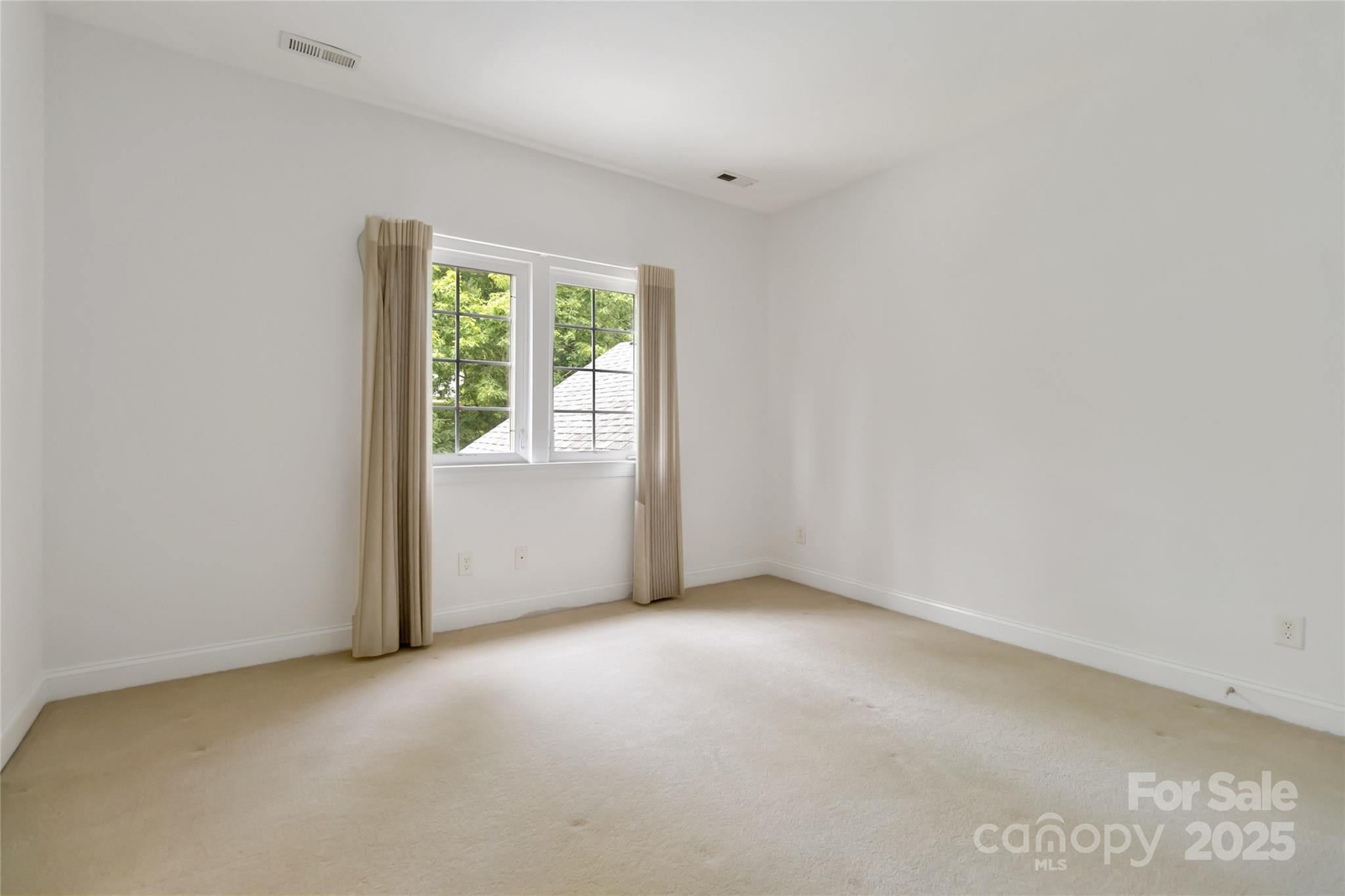 7302 Yellowhorn Trail