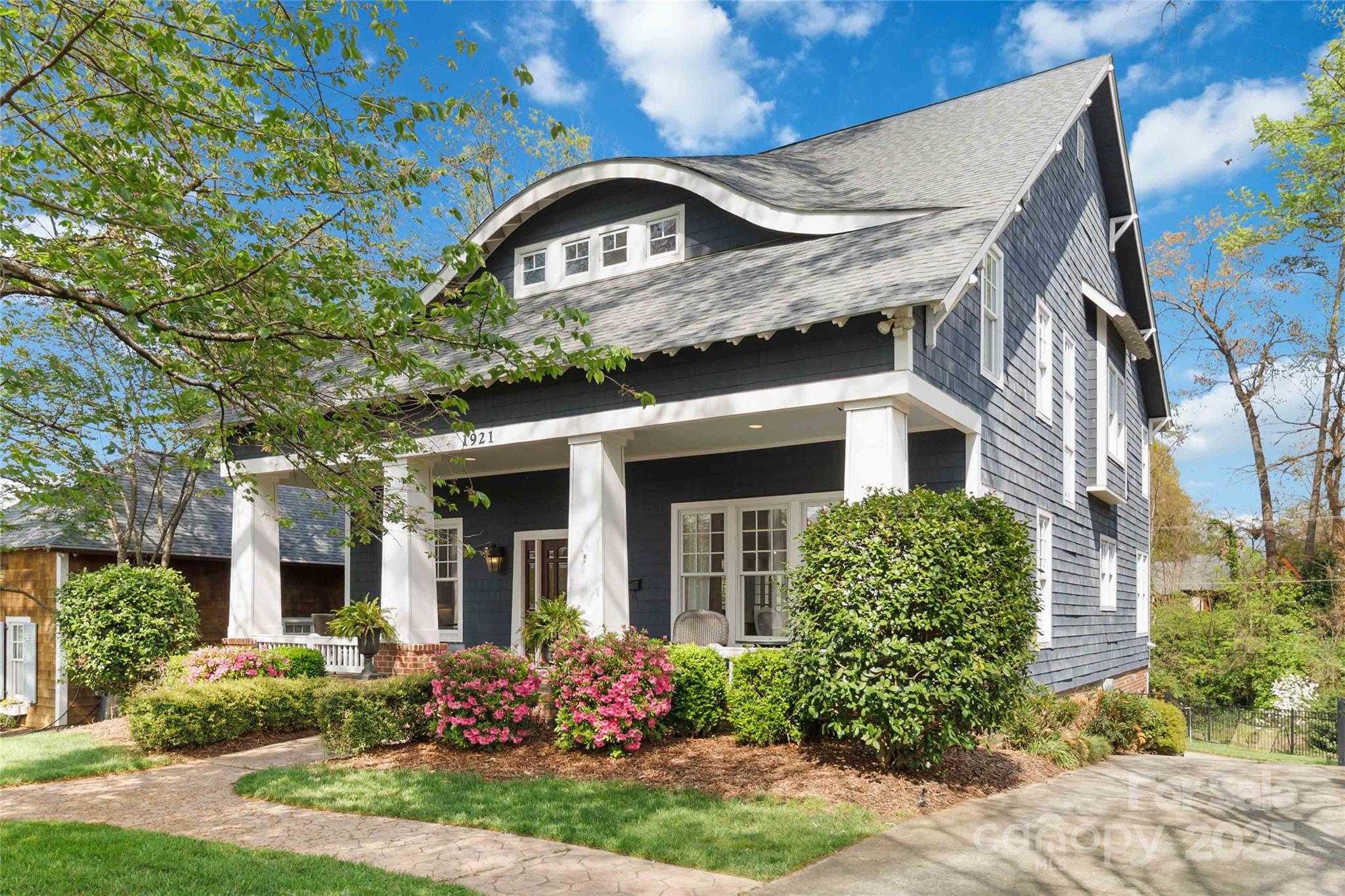 1921 Brandon Circle