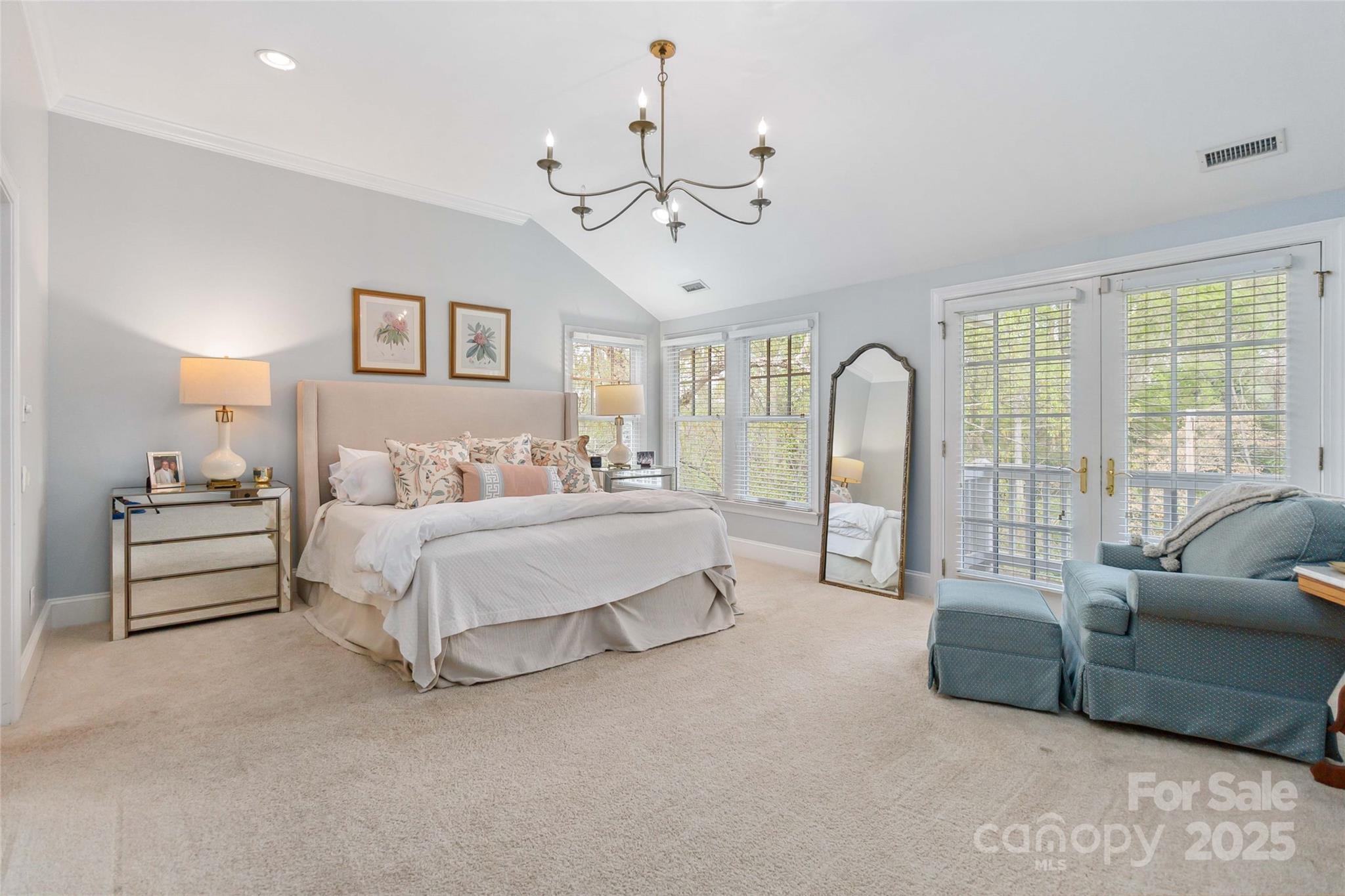 1921 Brandon Circle
