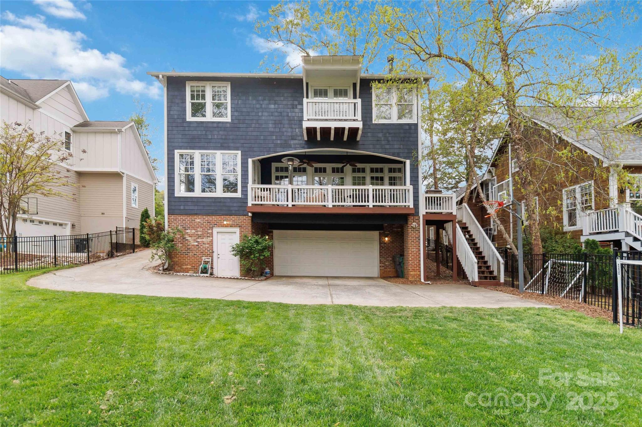 1921 Brandon Circle