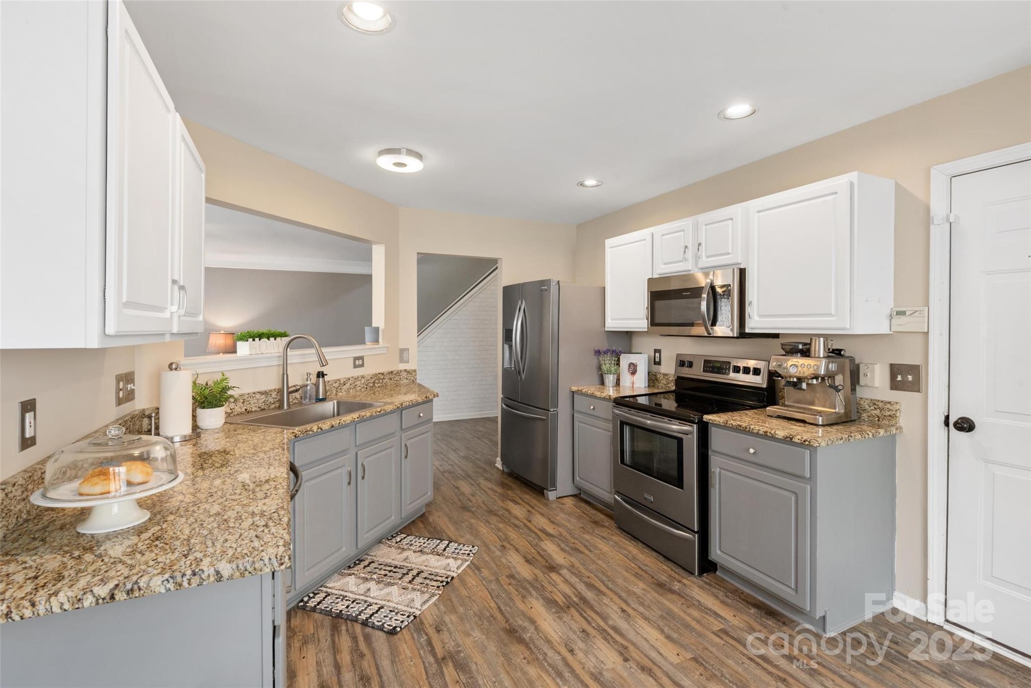 8604 Cedardale Ridge Court