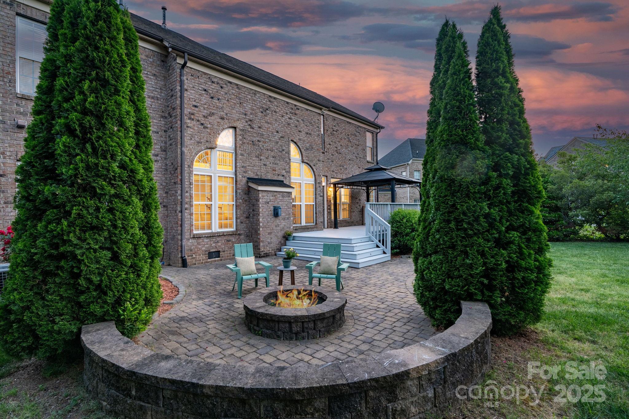 1116 Crooked River Drive