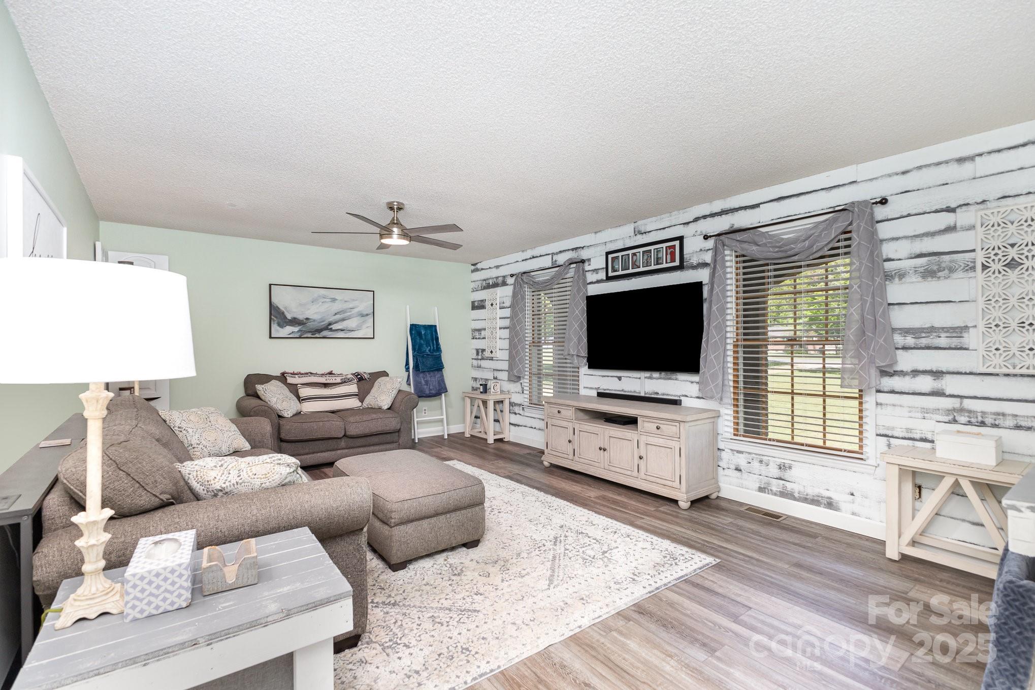 205 Timberfield Trail