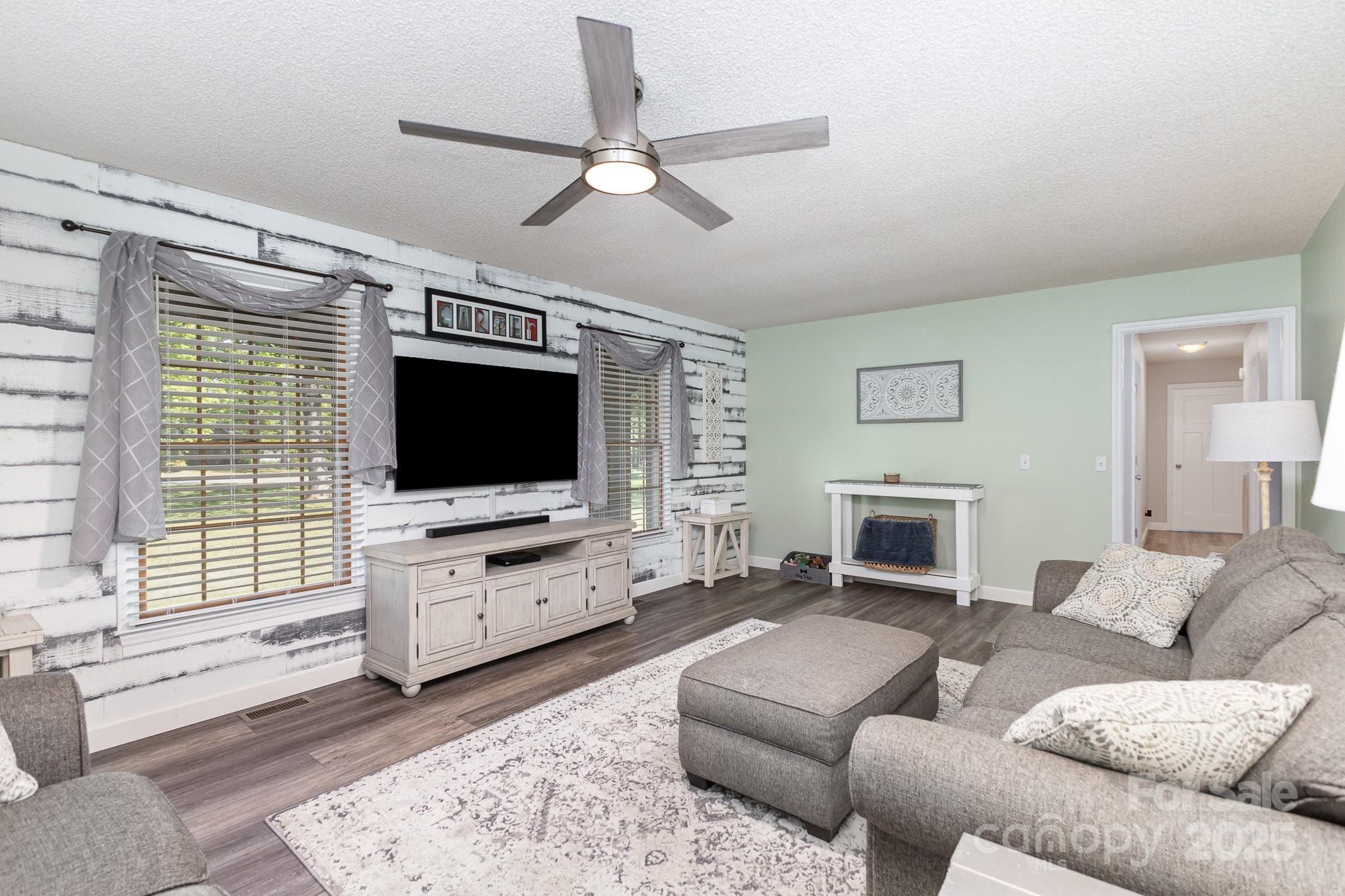205 Timberfield Trail