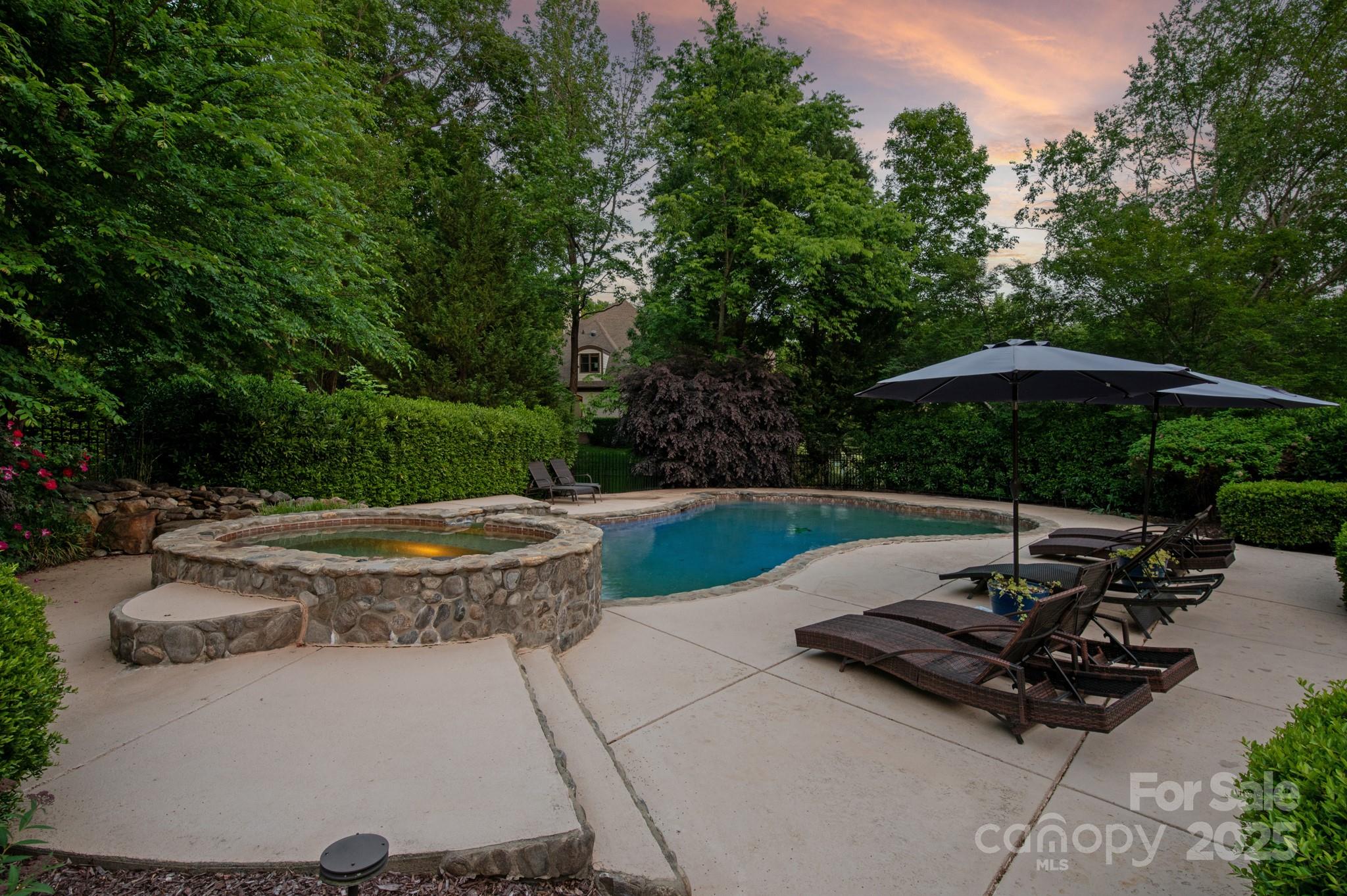 1001 Medinah Court