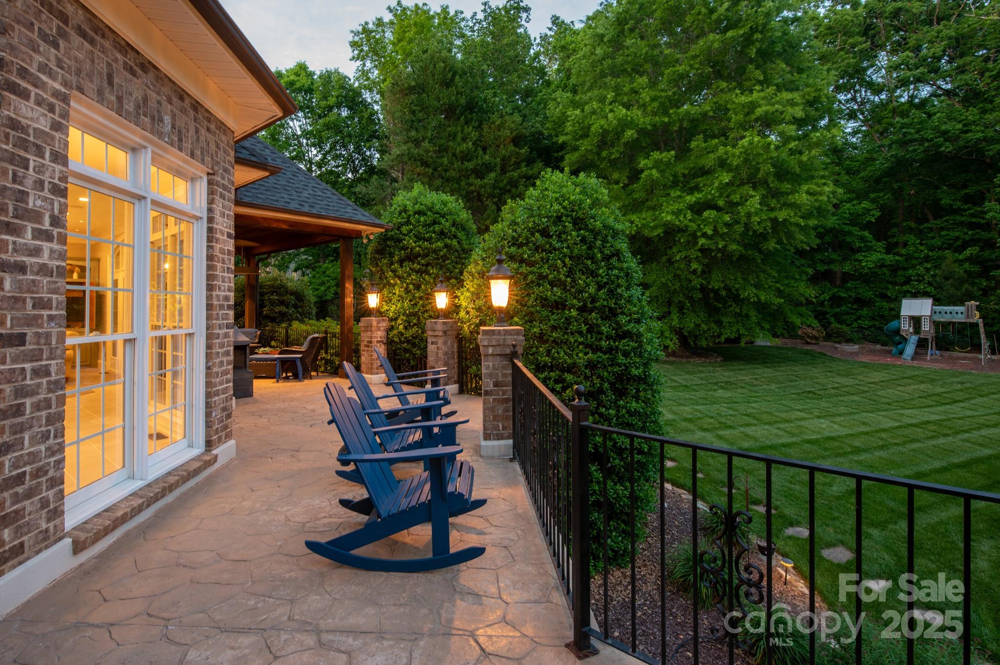 1001 Medinah Court
