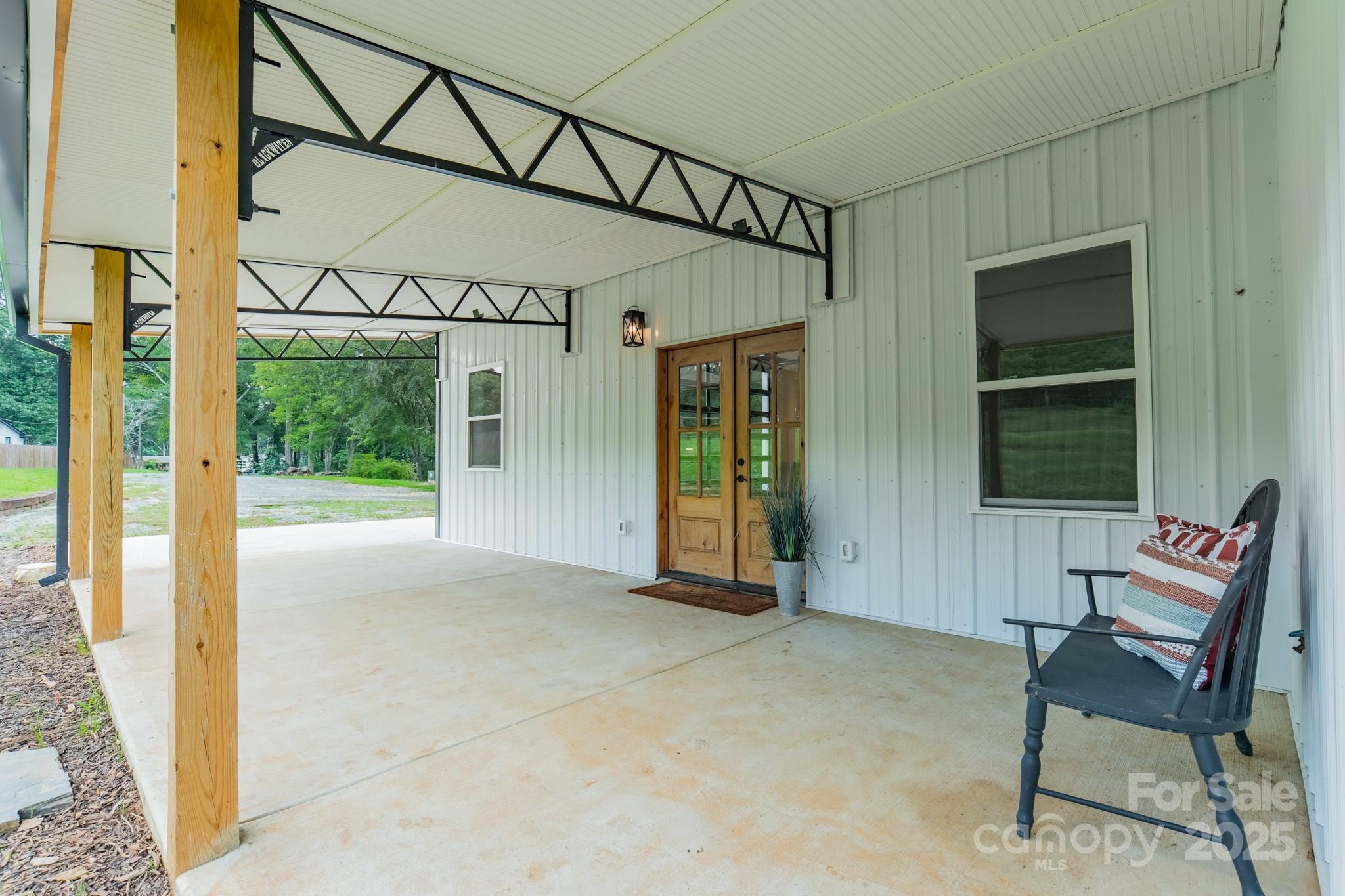 2003 Briarwood Circle