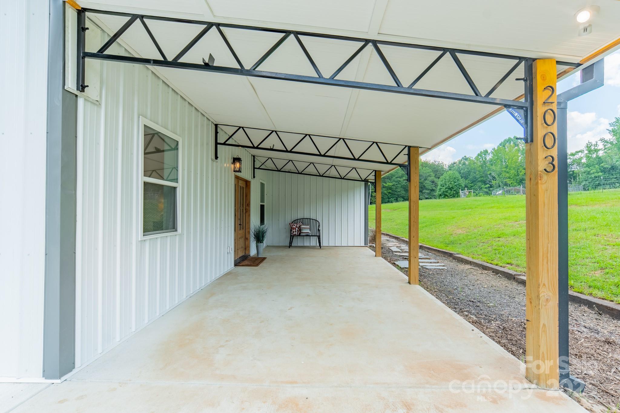 2003 Briarwood Circle