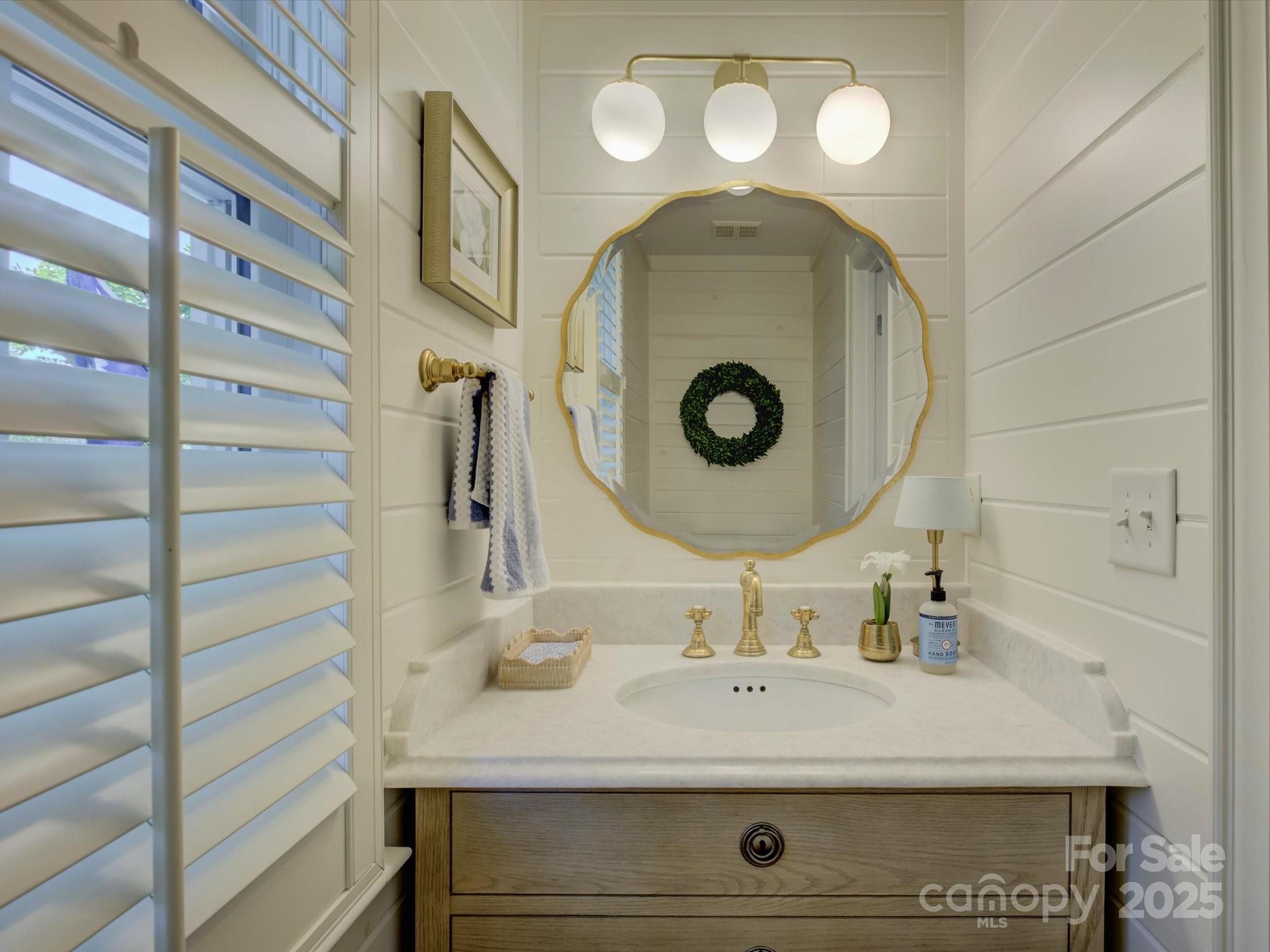 757 Shady Grove Crossing