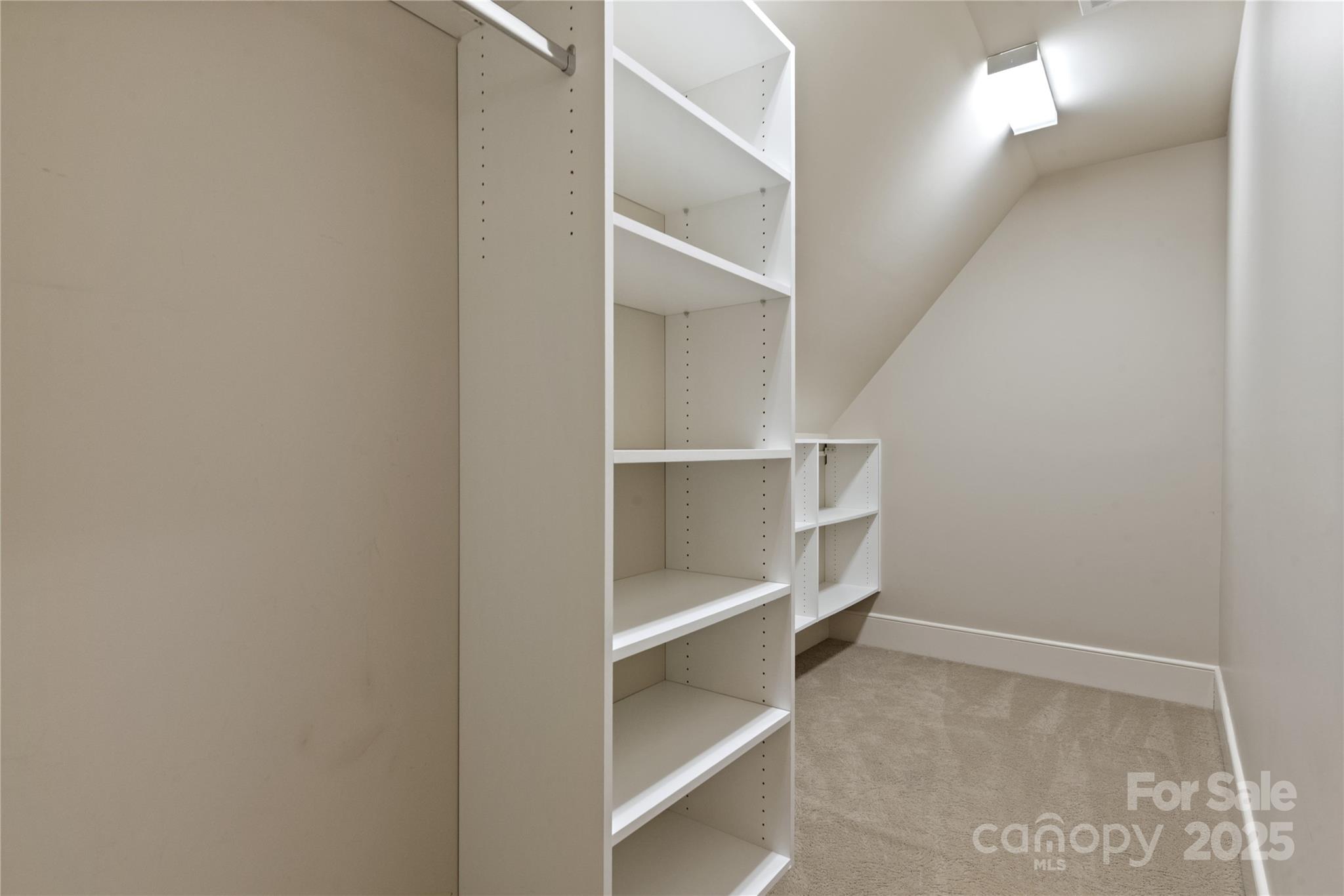 405 Gladelynn Way
