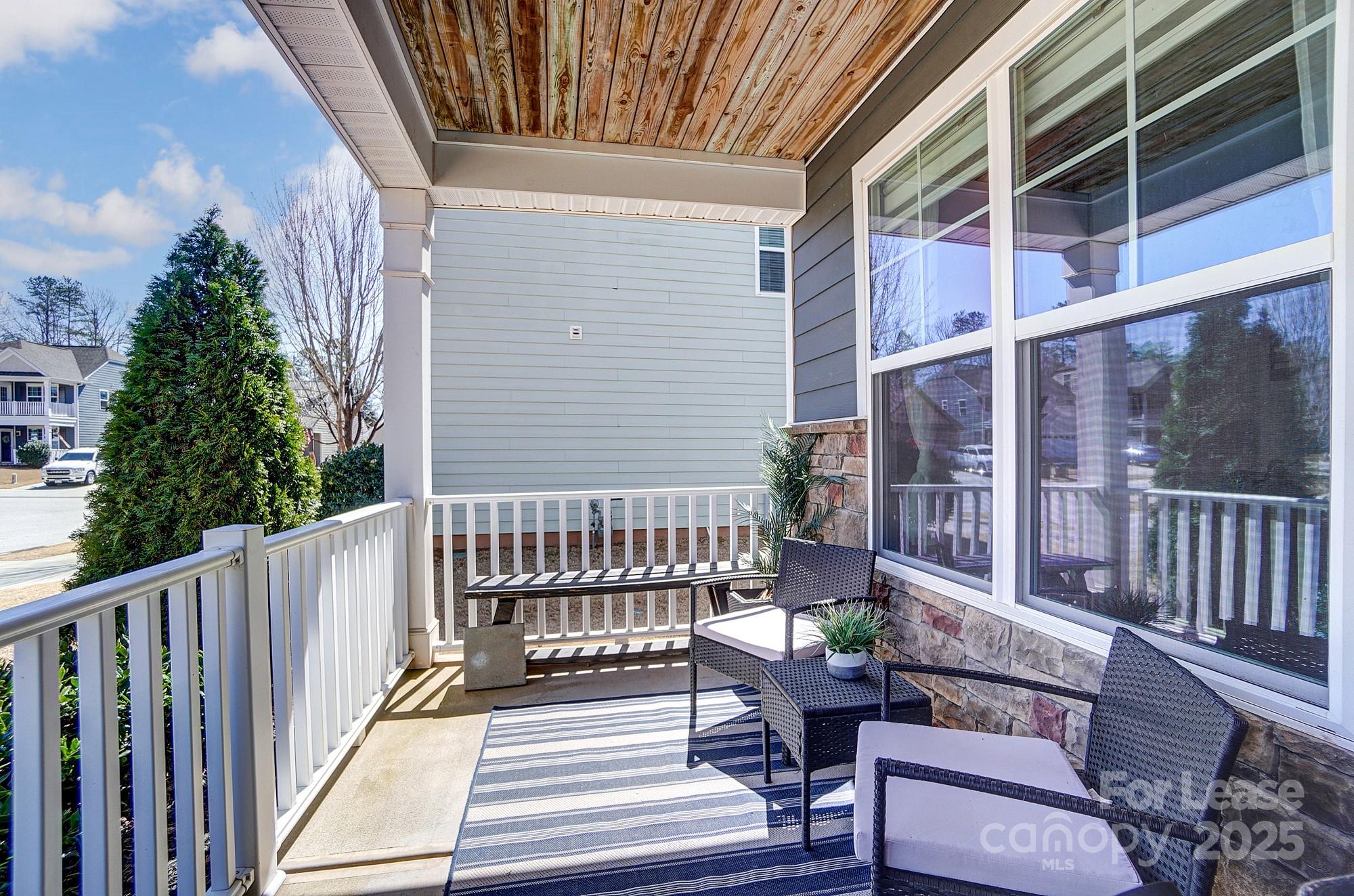 5009 Fenwick Court