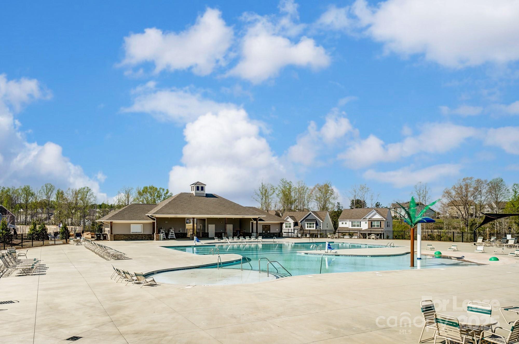 5009 Fenwick Court