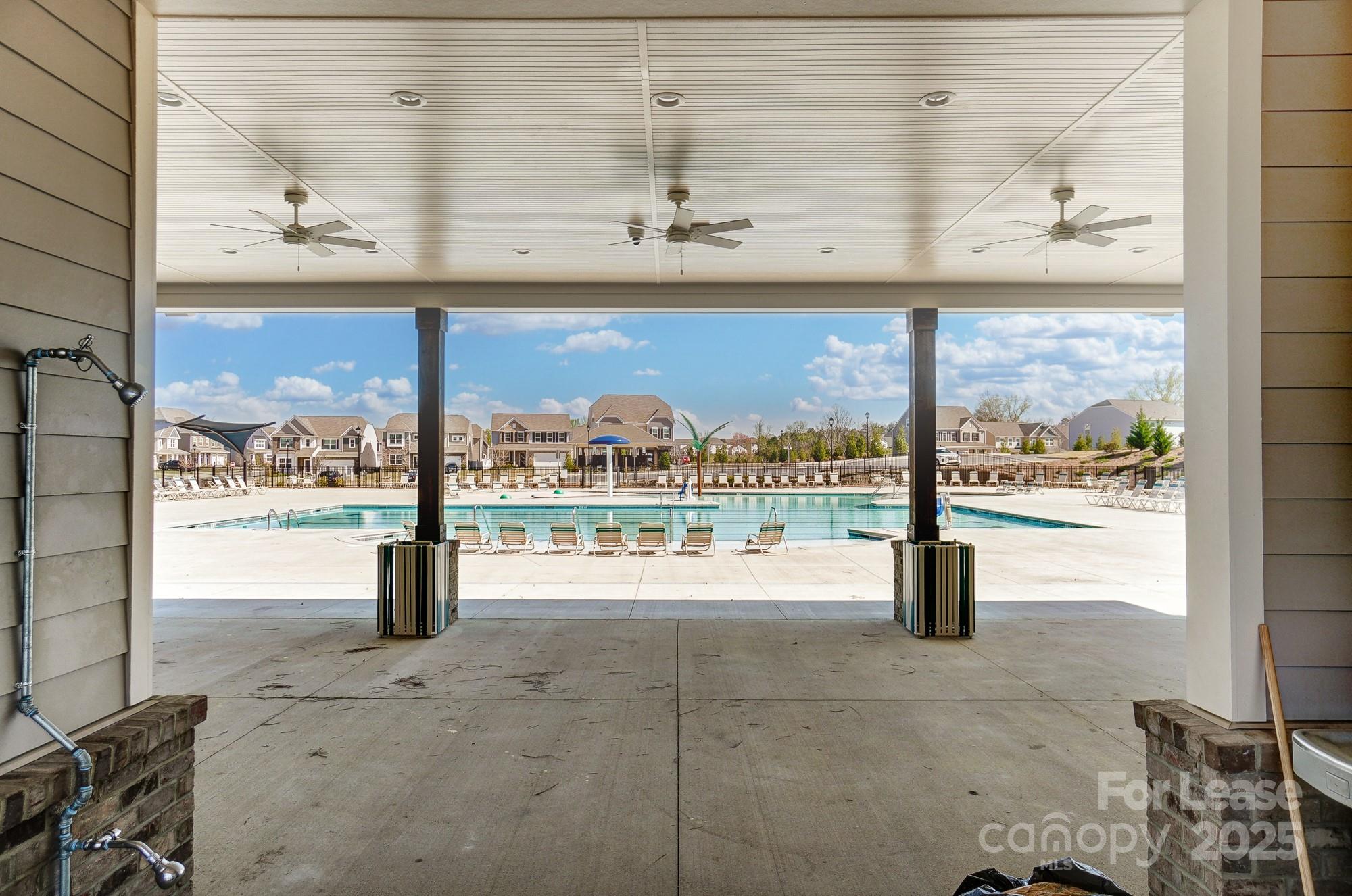5009 Fenwick Court