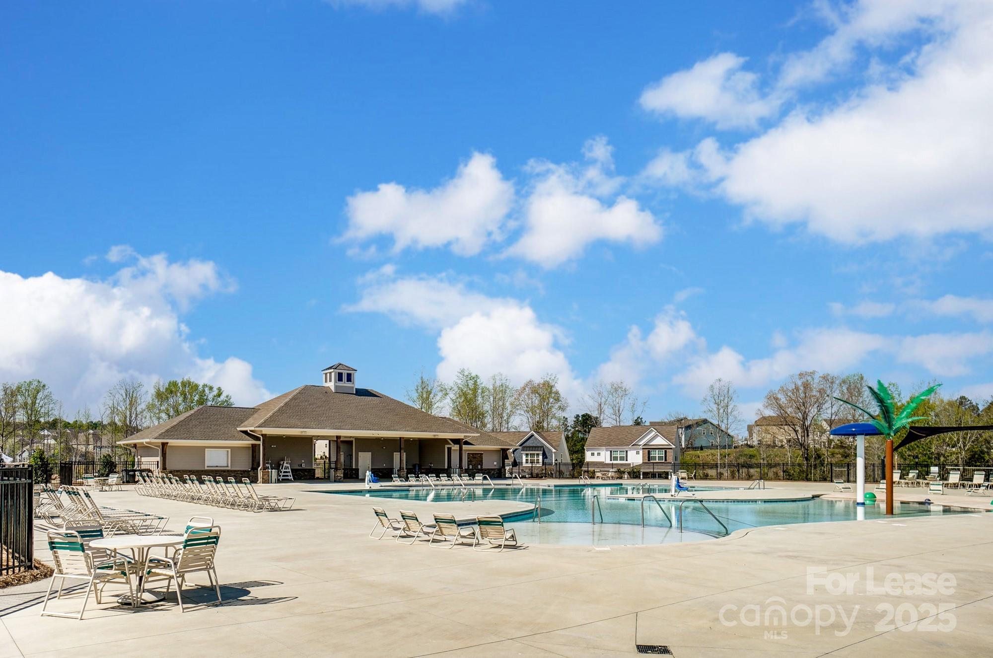 5009 Fenwick Court