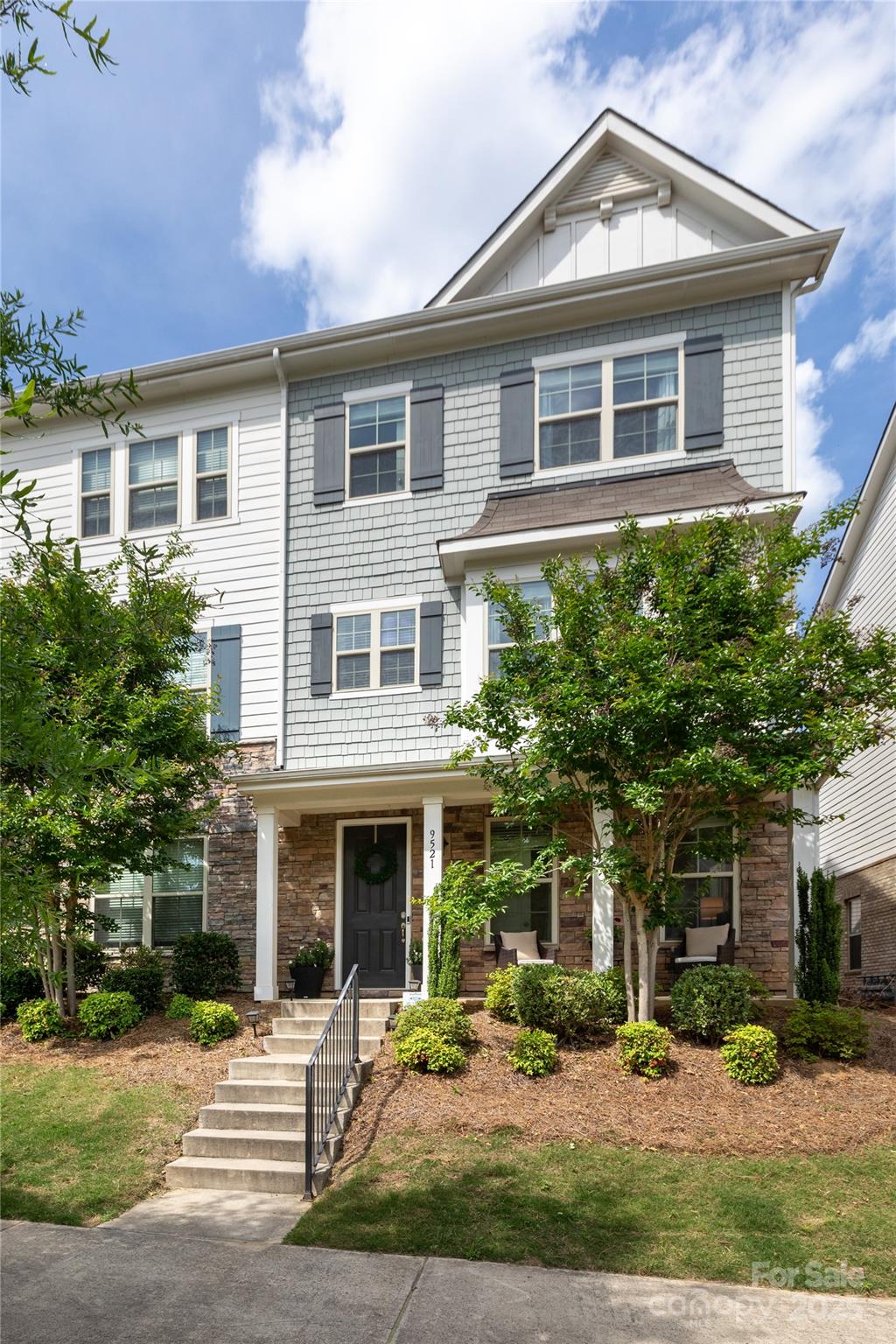 9521 AINSLIE DOWNS Street