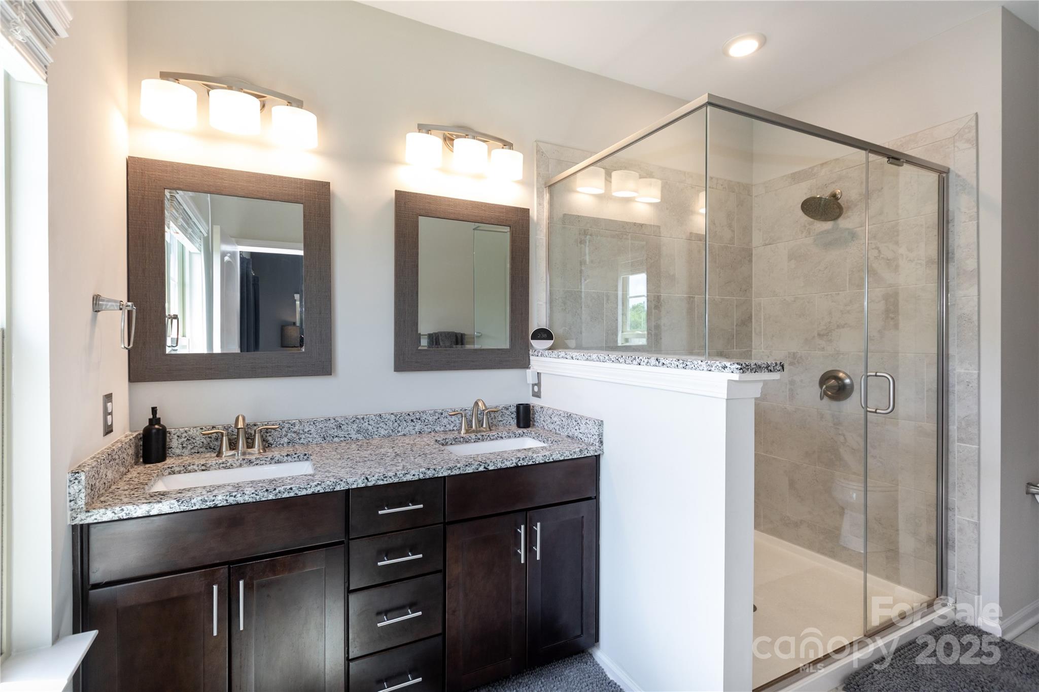 9521 AINSLIE DOWNS Street