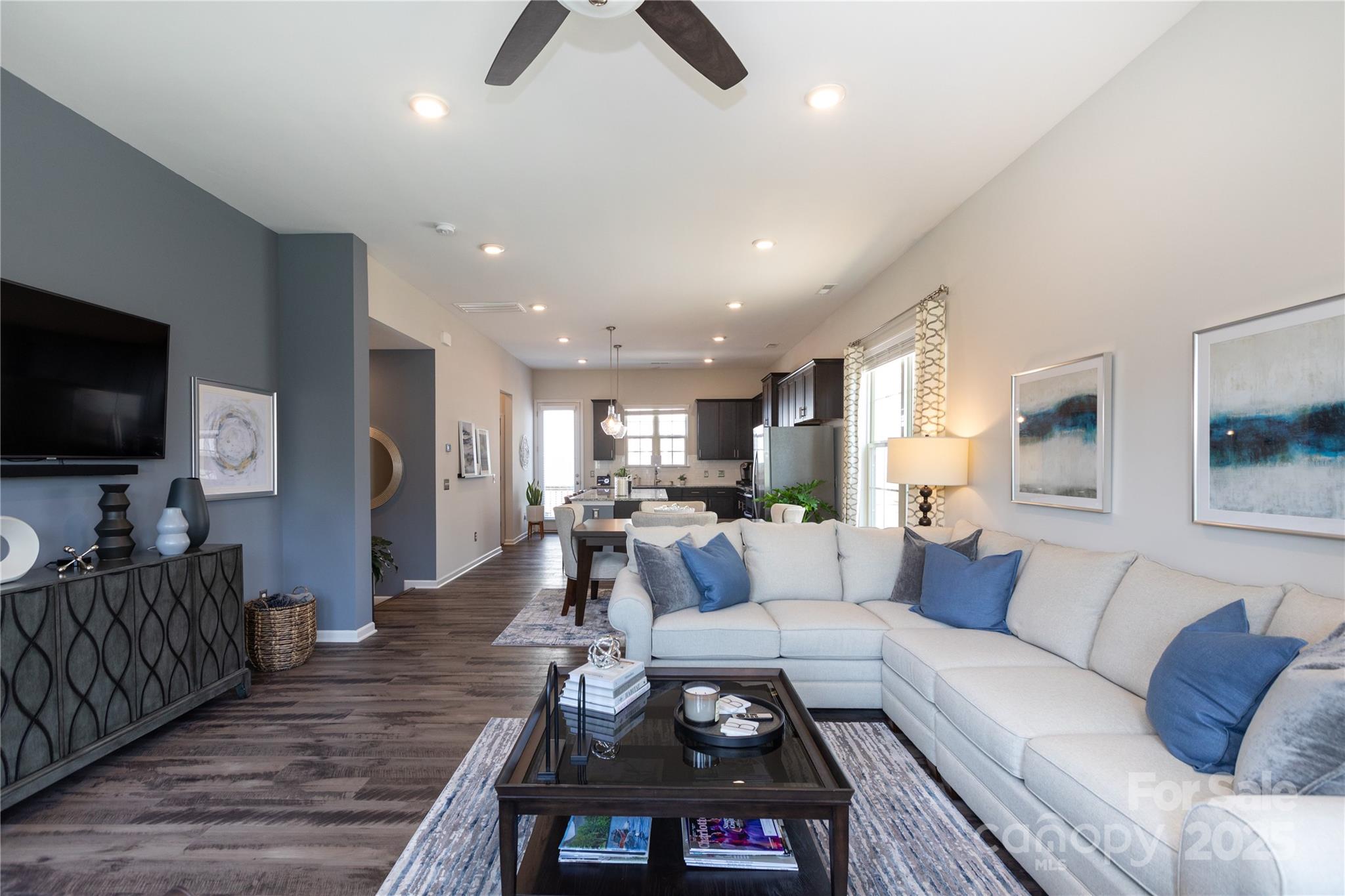 9521 AINSLIE DOWNS Street