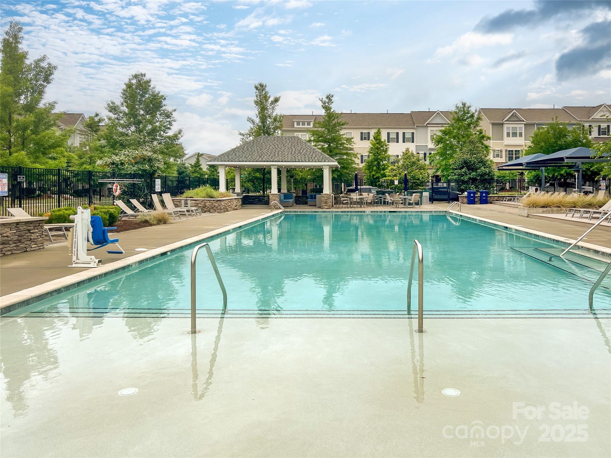 9521 AINSLIE DOWNS Street