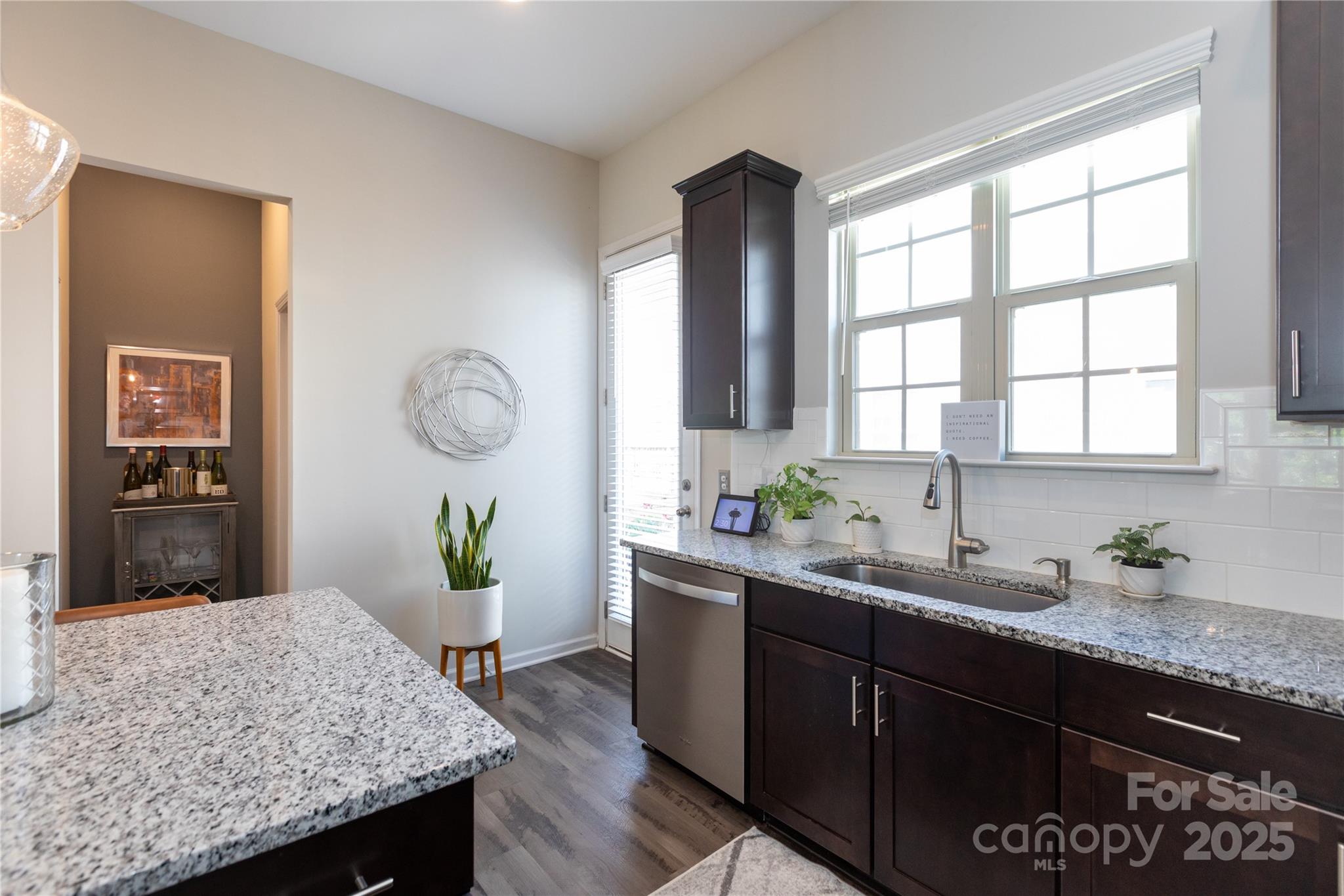 9521 AINSLIE DOWNS Street