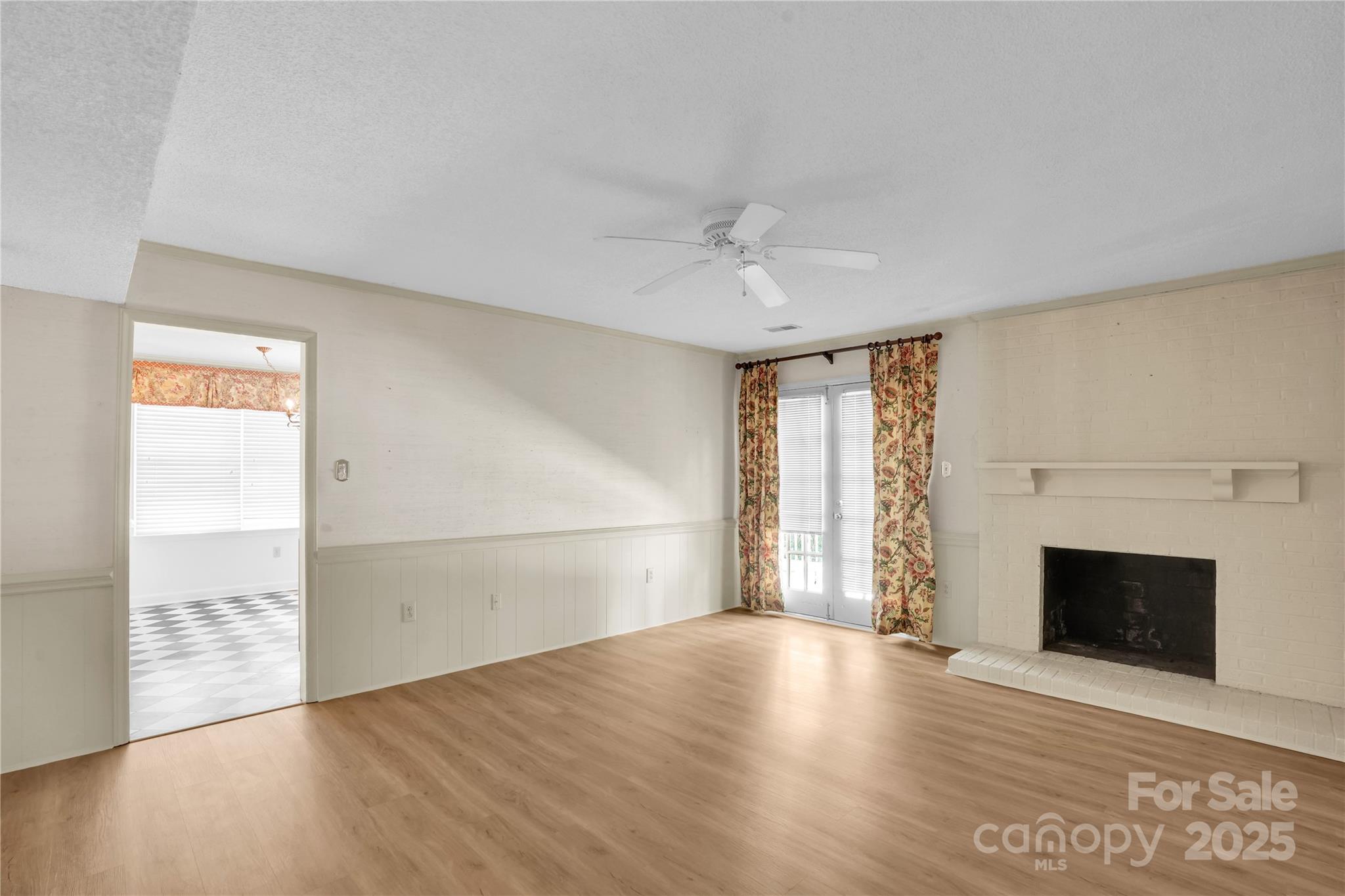 4738 Truscott Road