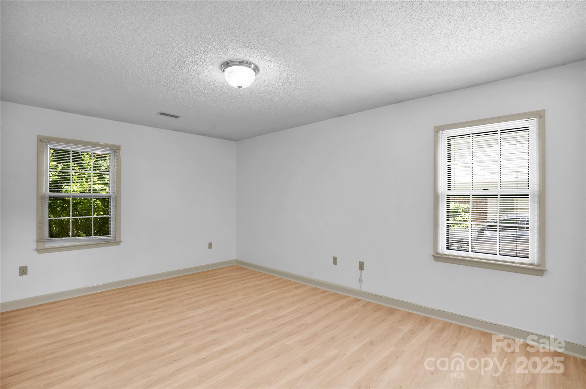 4738 Truscott Road