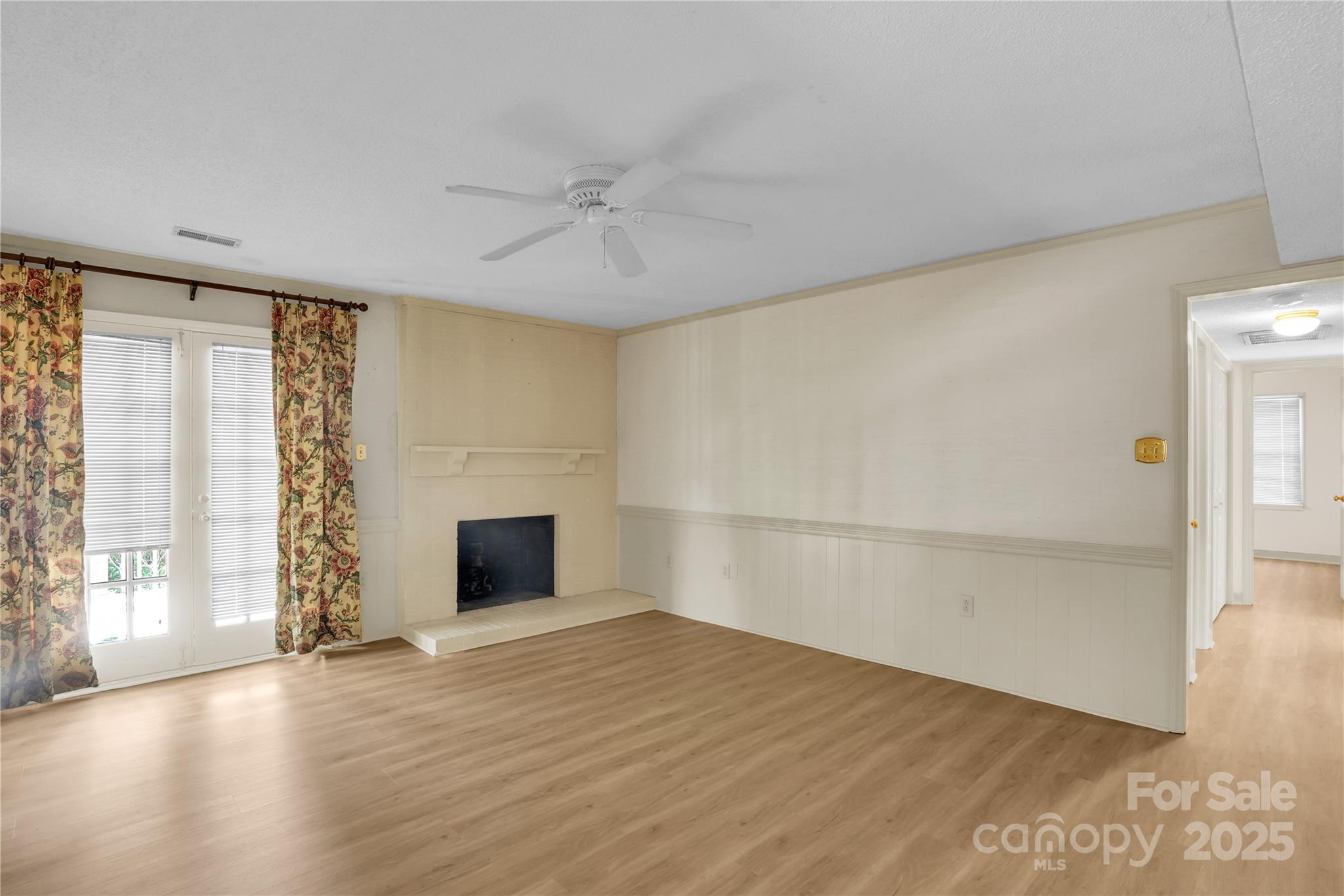 4738 Truscott Road