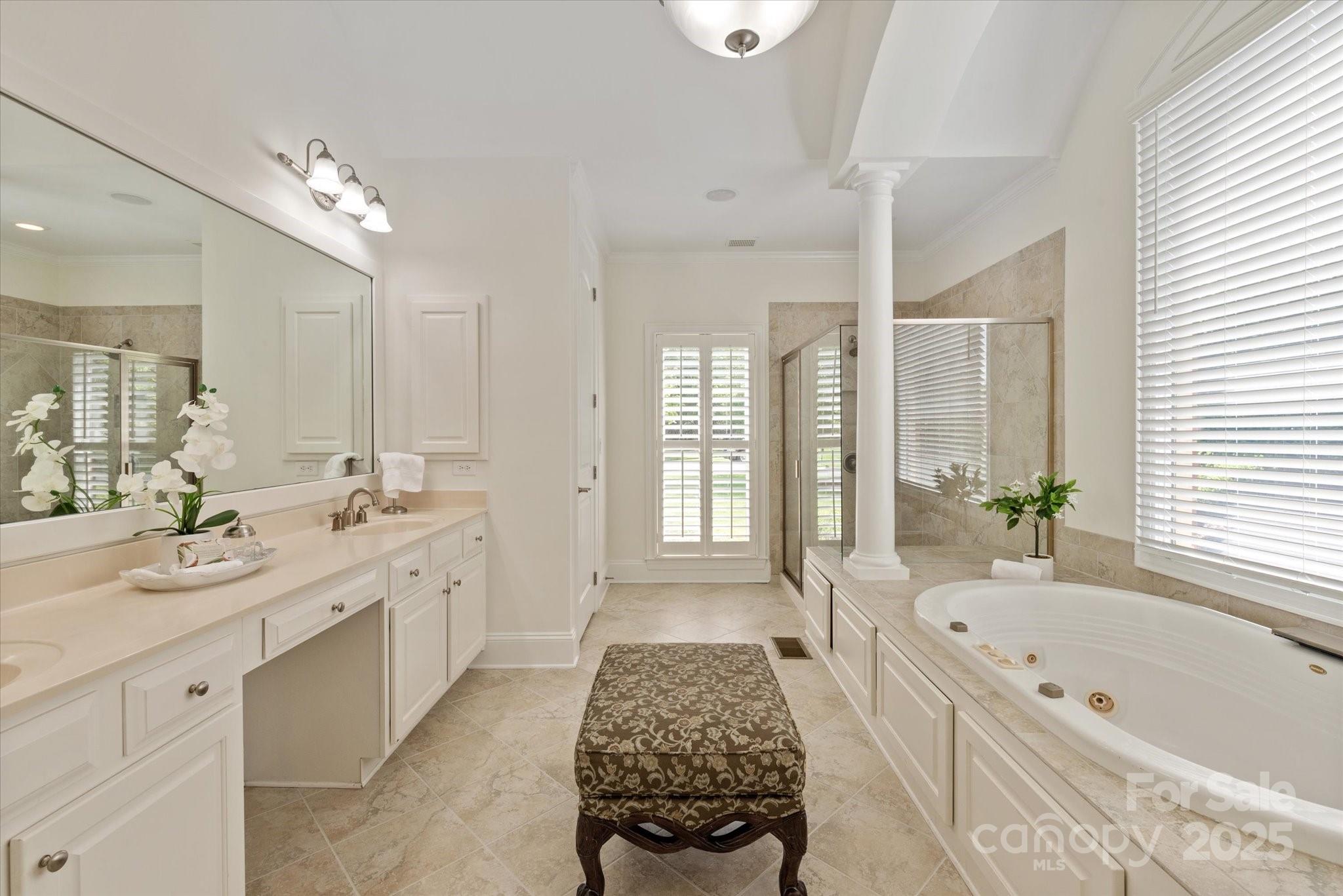 7507 Meadowgate Lane