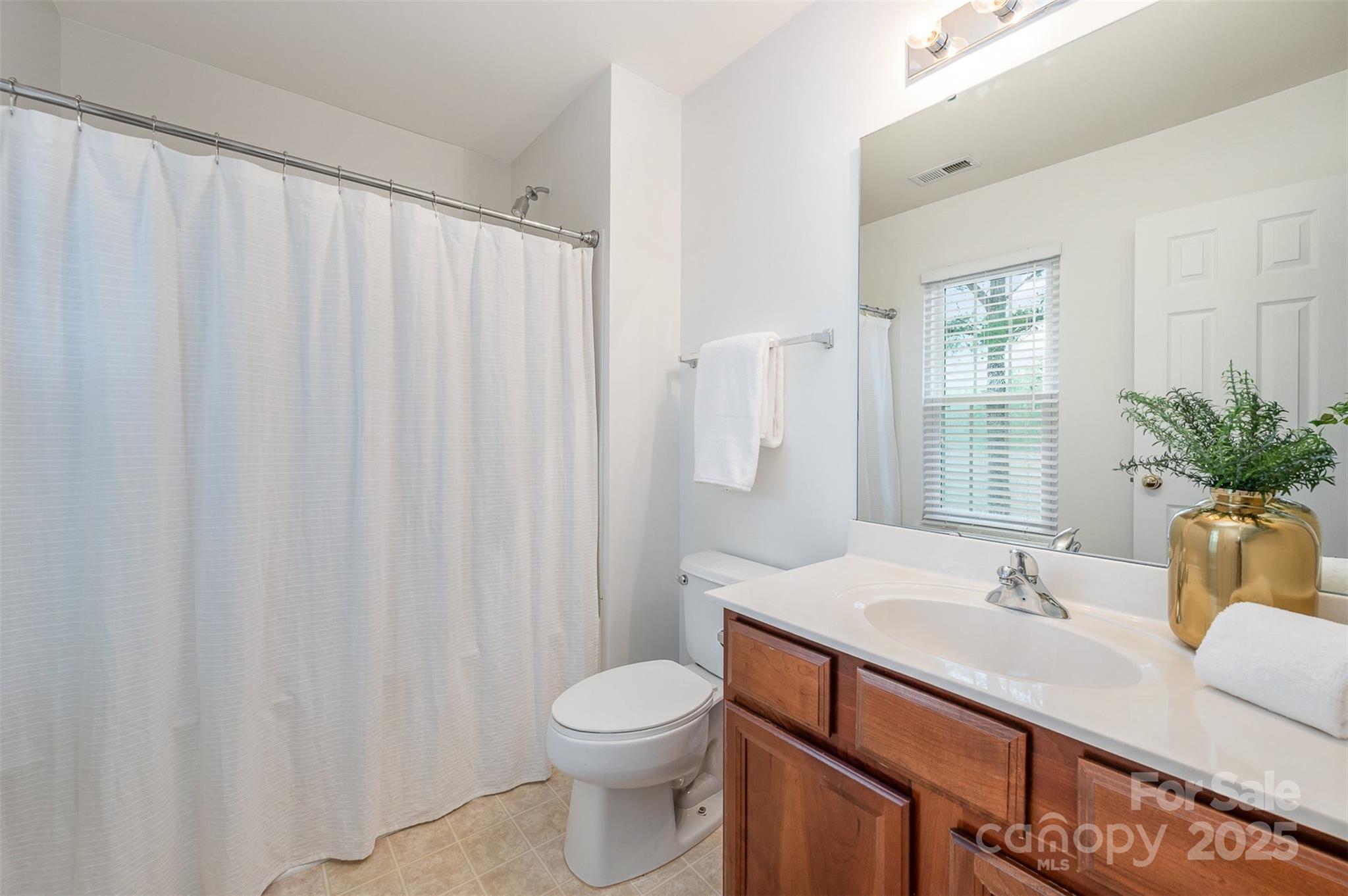 15554 Stronvar House Lane