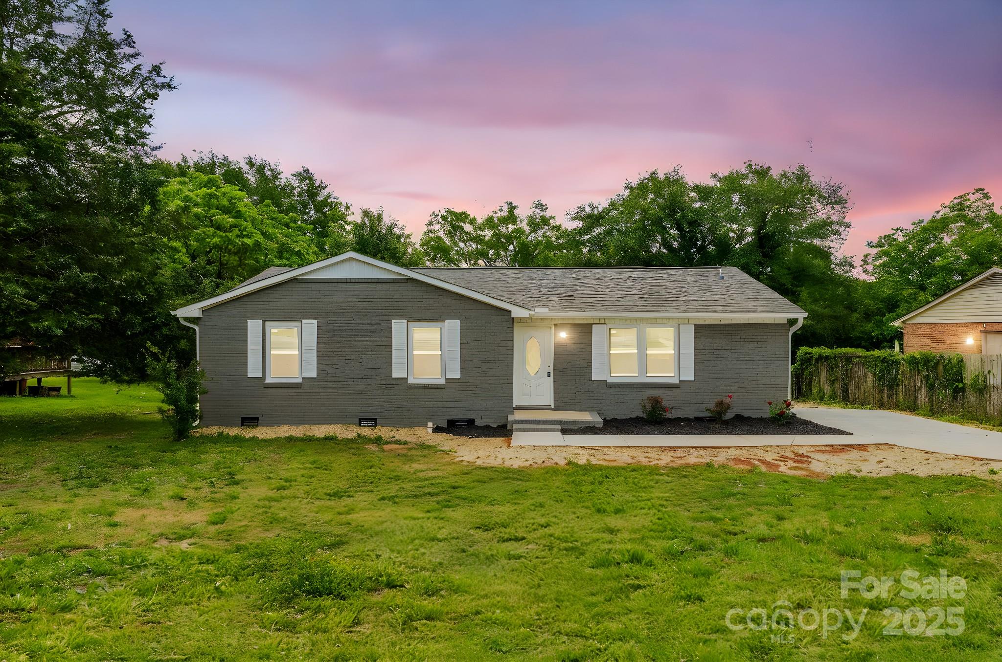 2511 Linwood Road