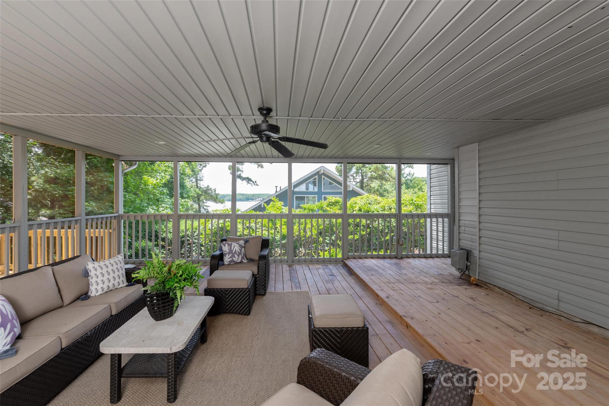 1096York Palmyra Drive