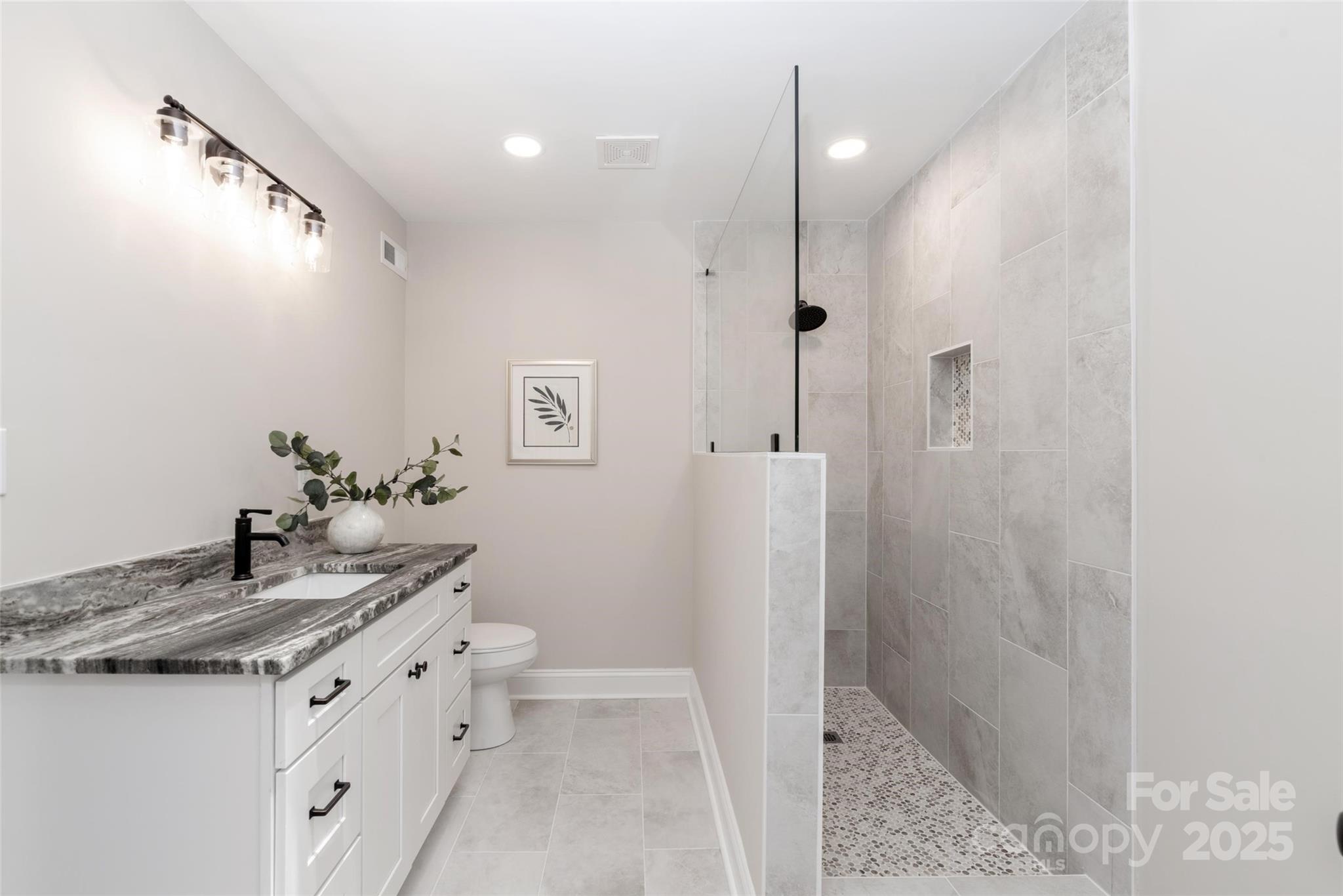 1096York Palmyra Drive
