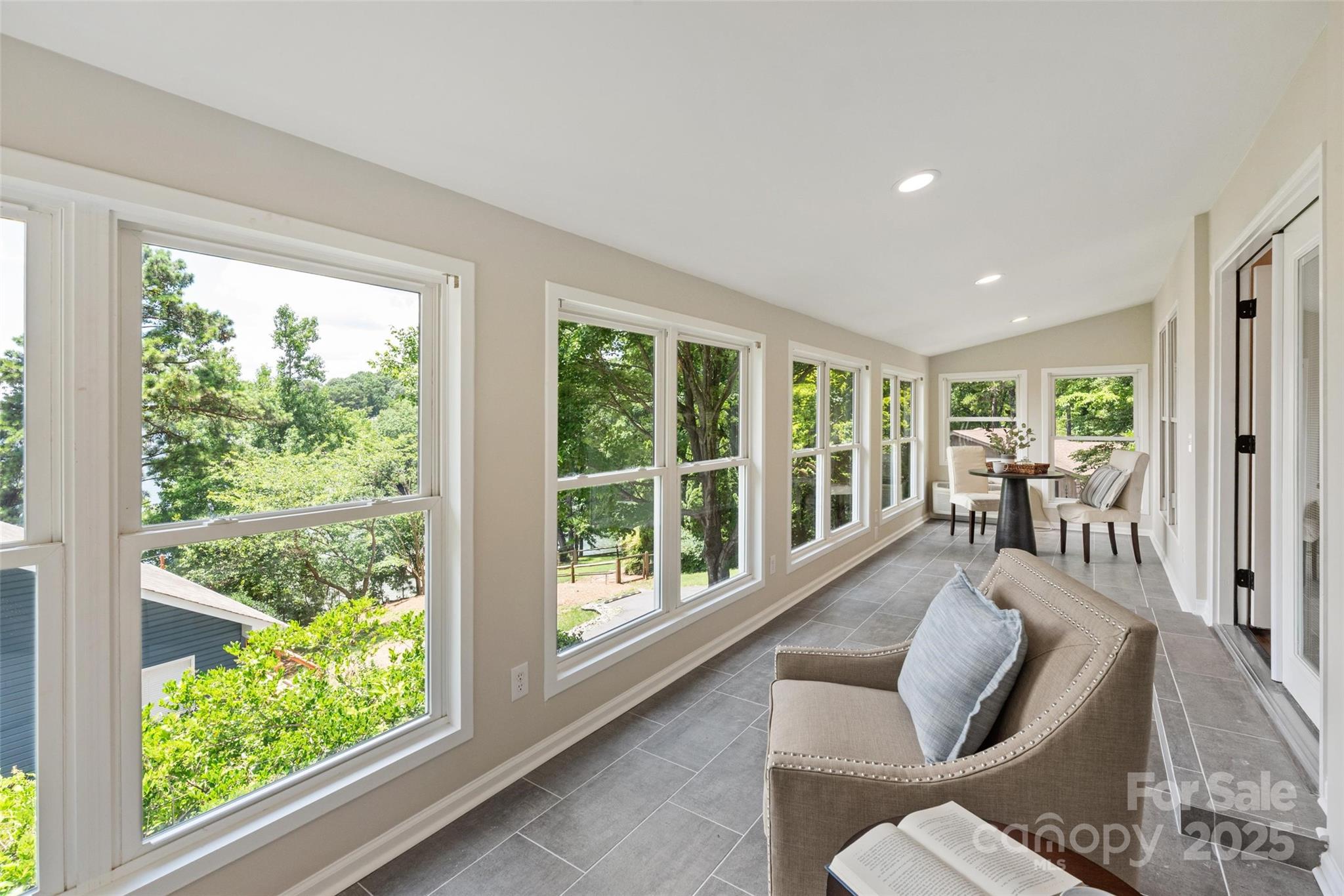 1096York Palmyra Drive