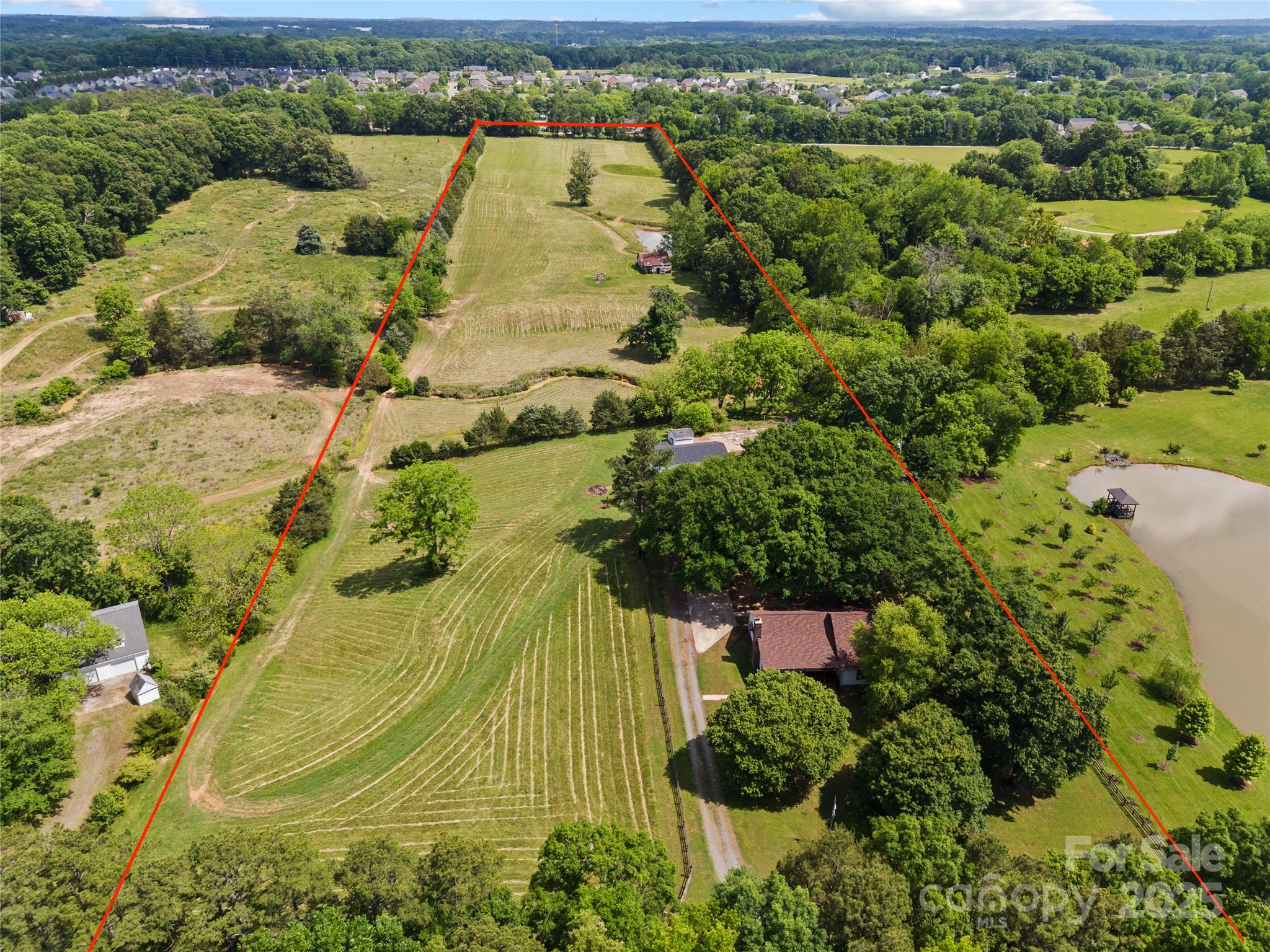 5200 Winding Lane