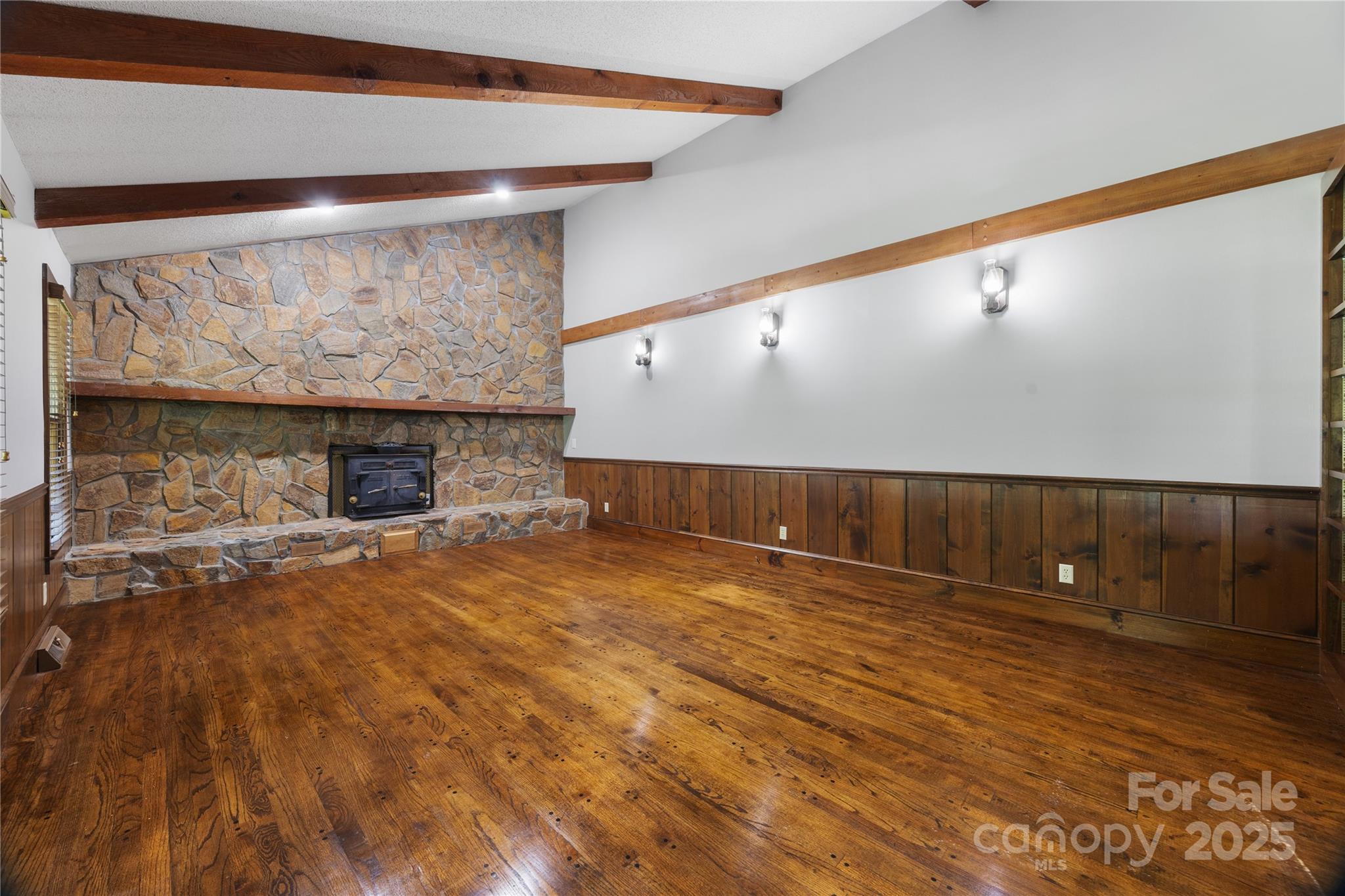 5200 Winding Lane