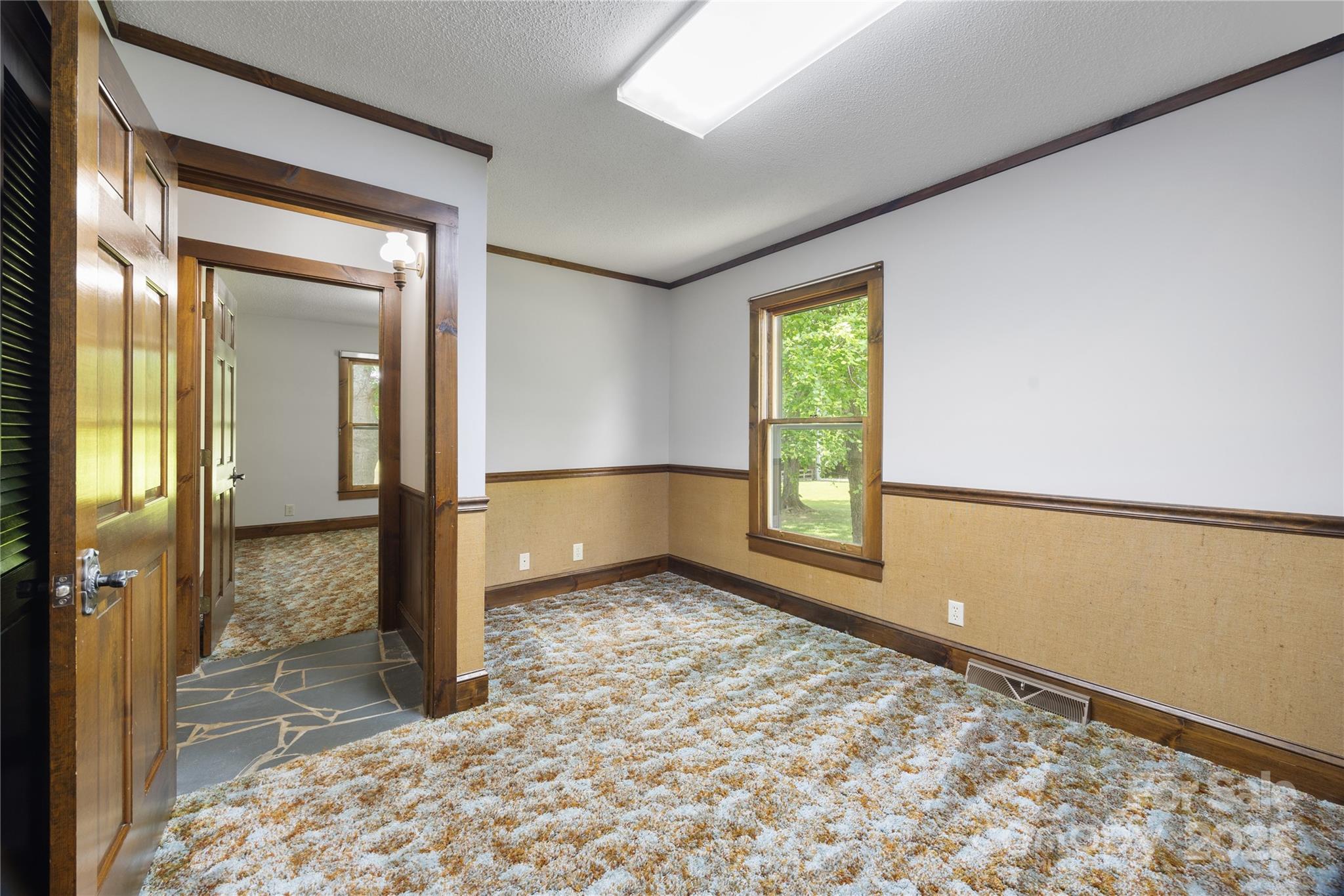 5200 Winding Lane