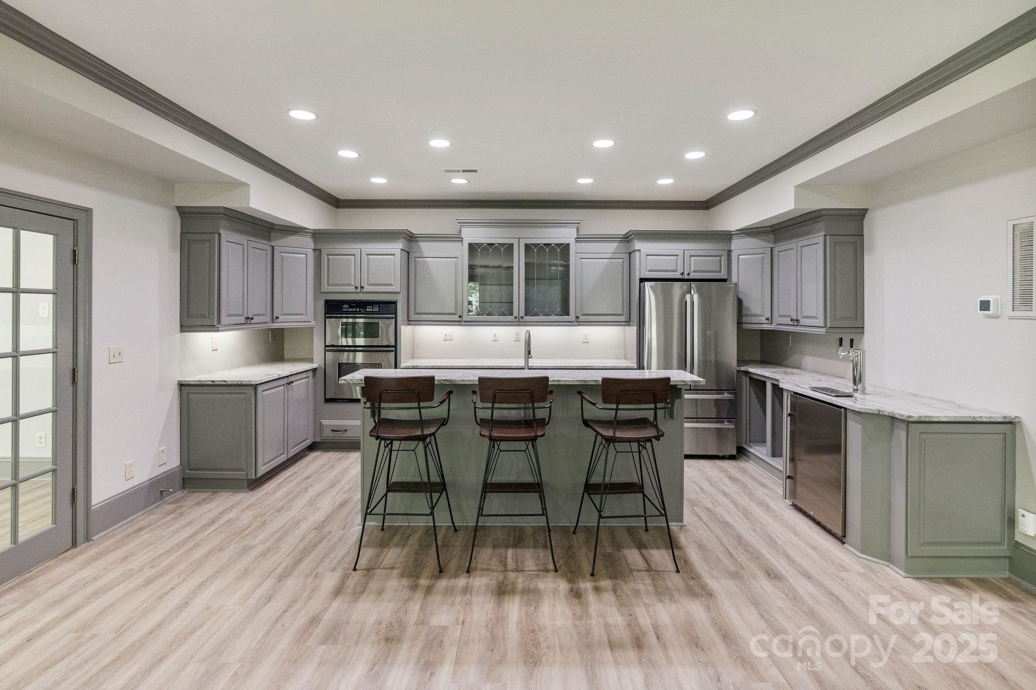 4920 Parview Drive S