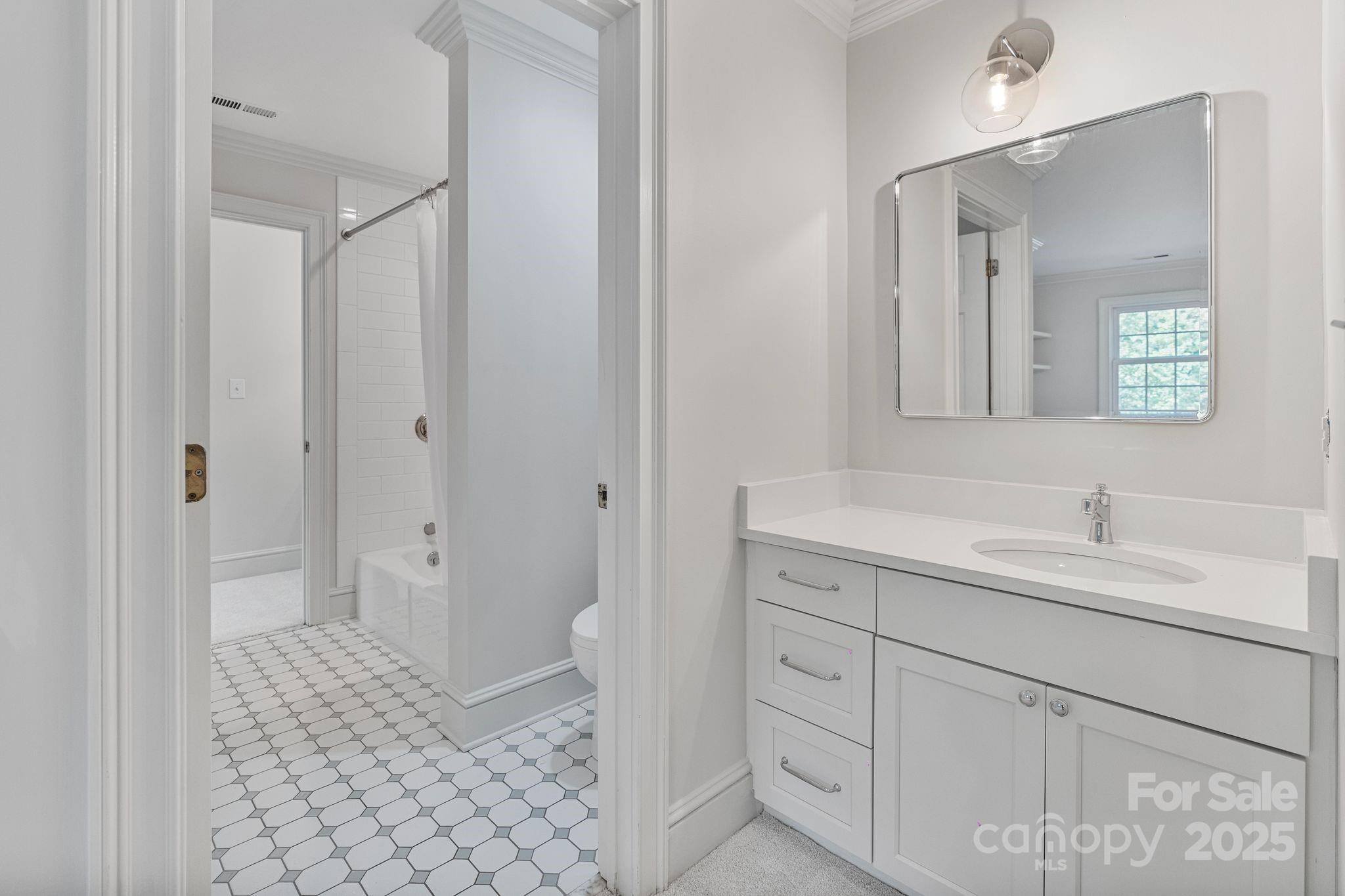 4920 Parview Drive S