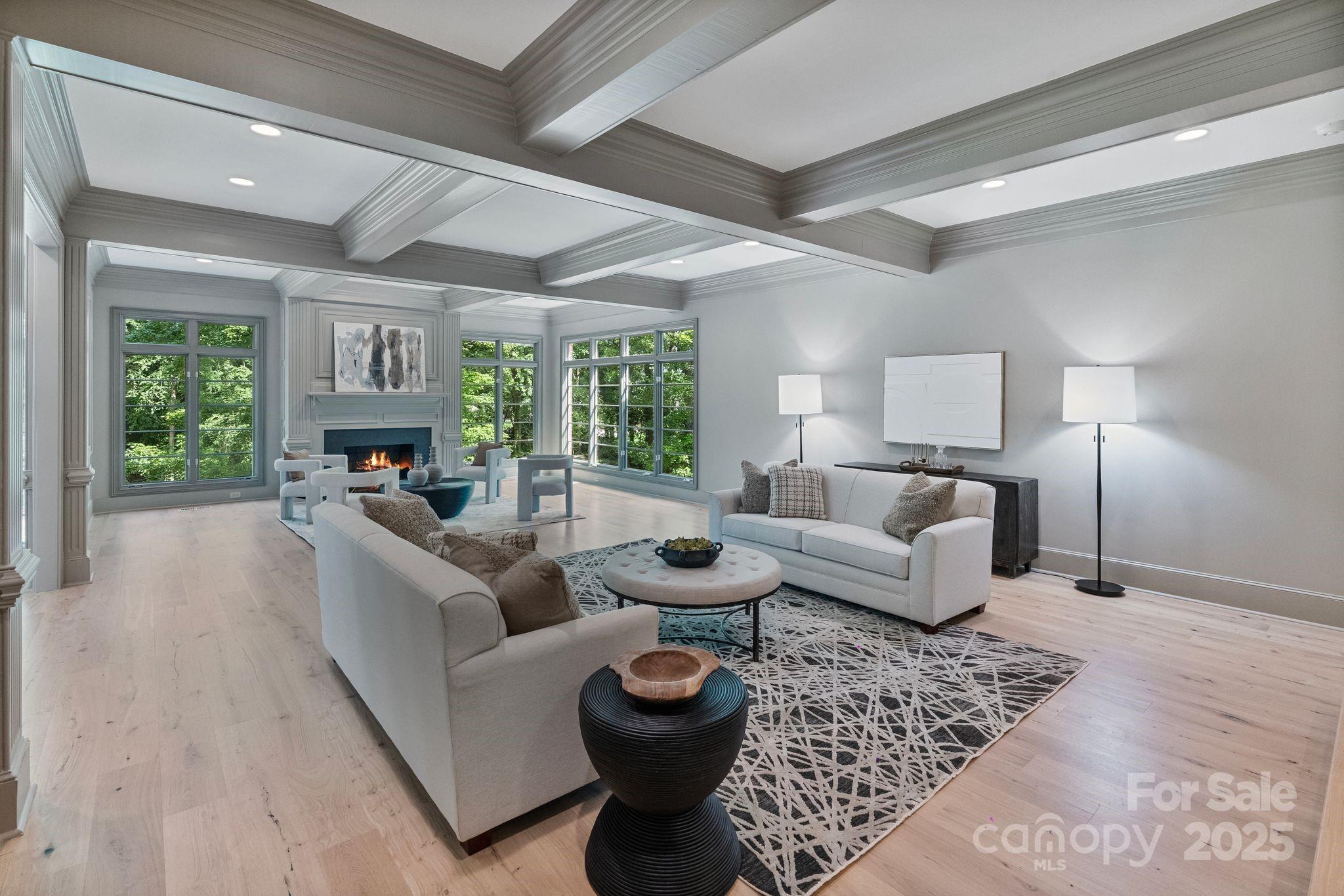 4920 Parview Drive S