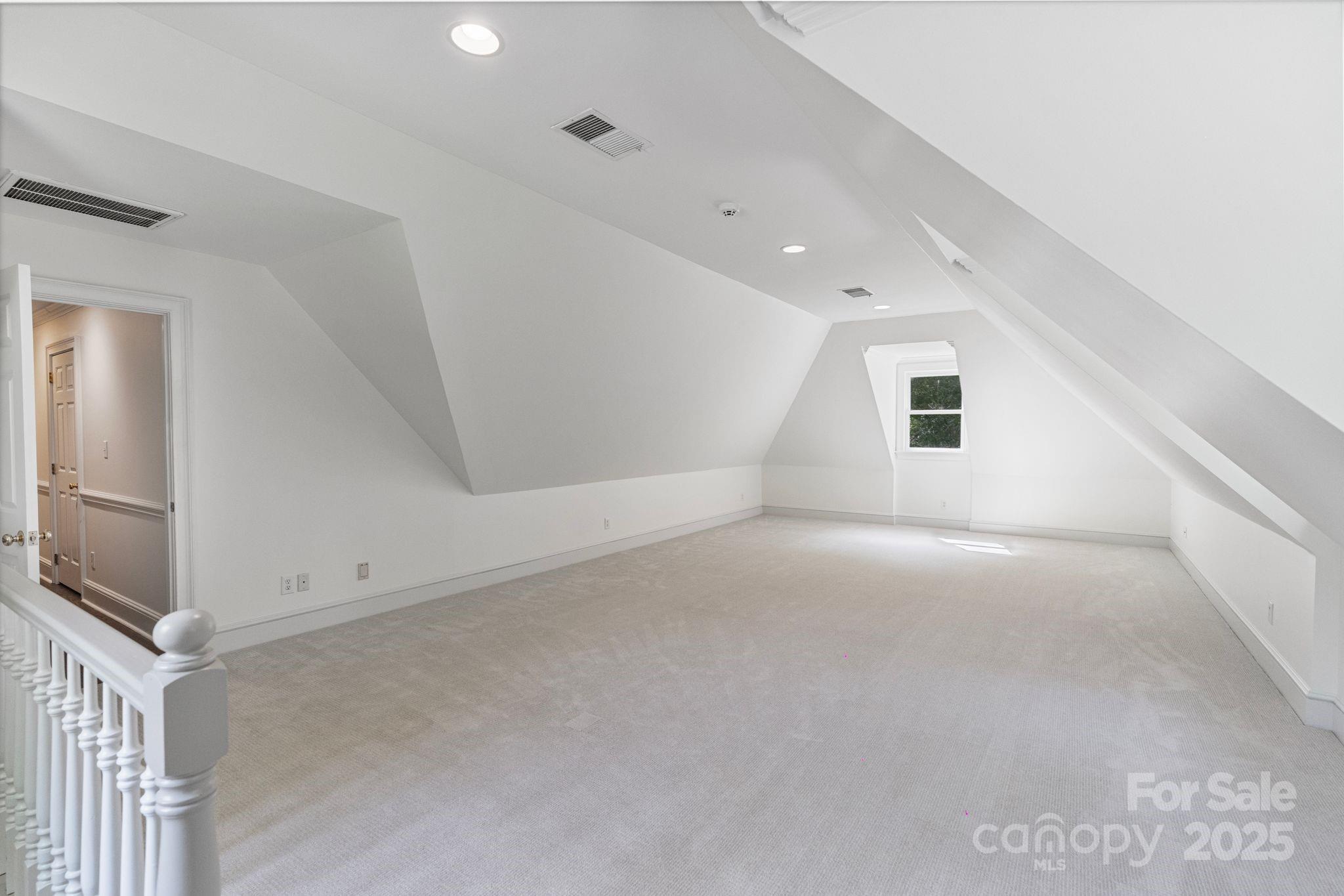 4920 Parview Drive S