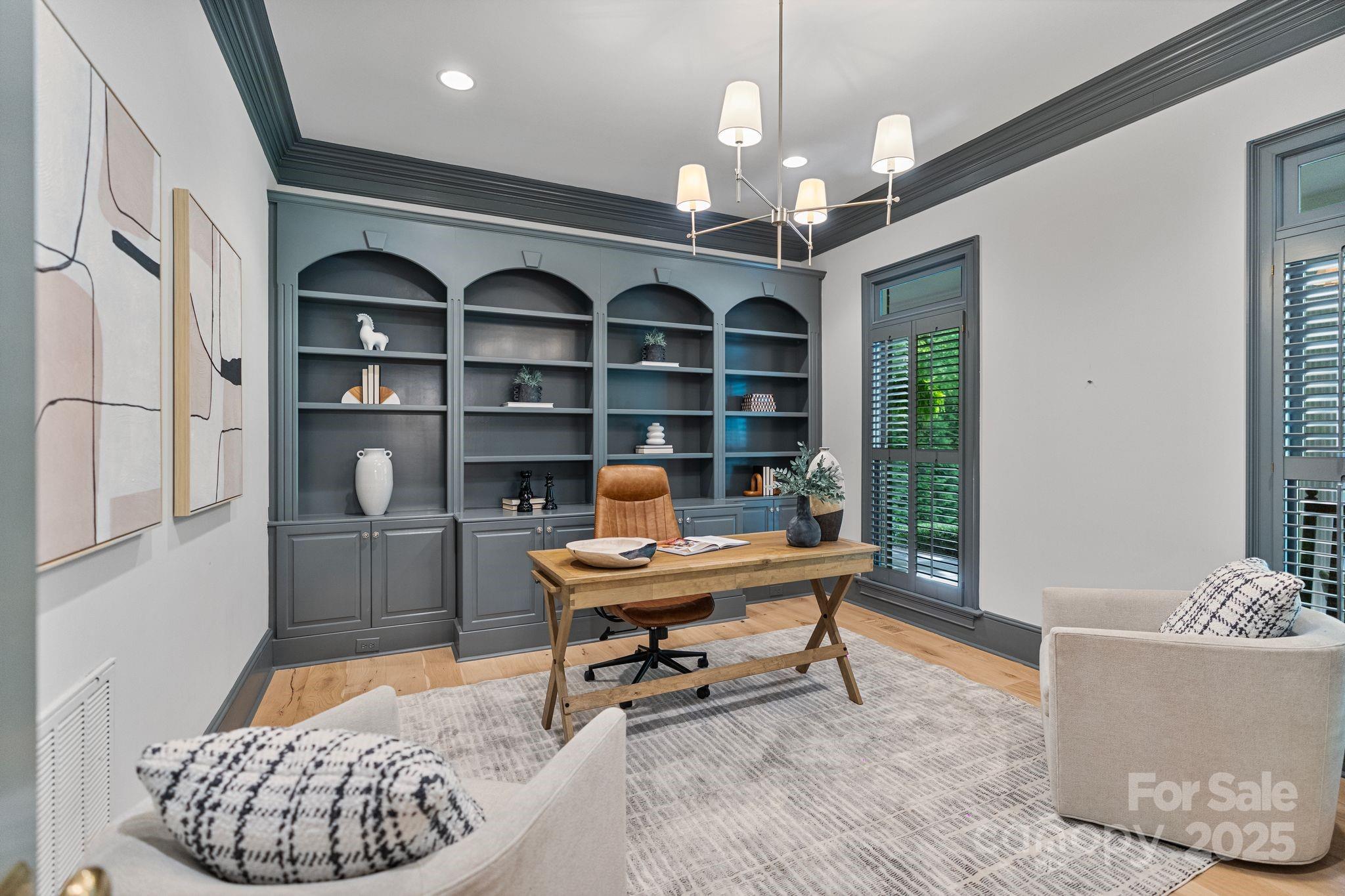 4920 Parview Drive S