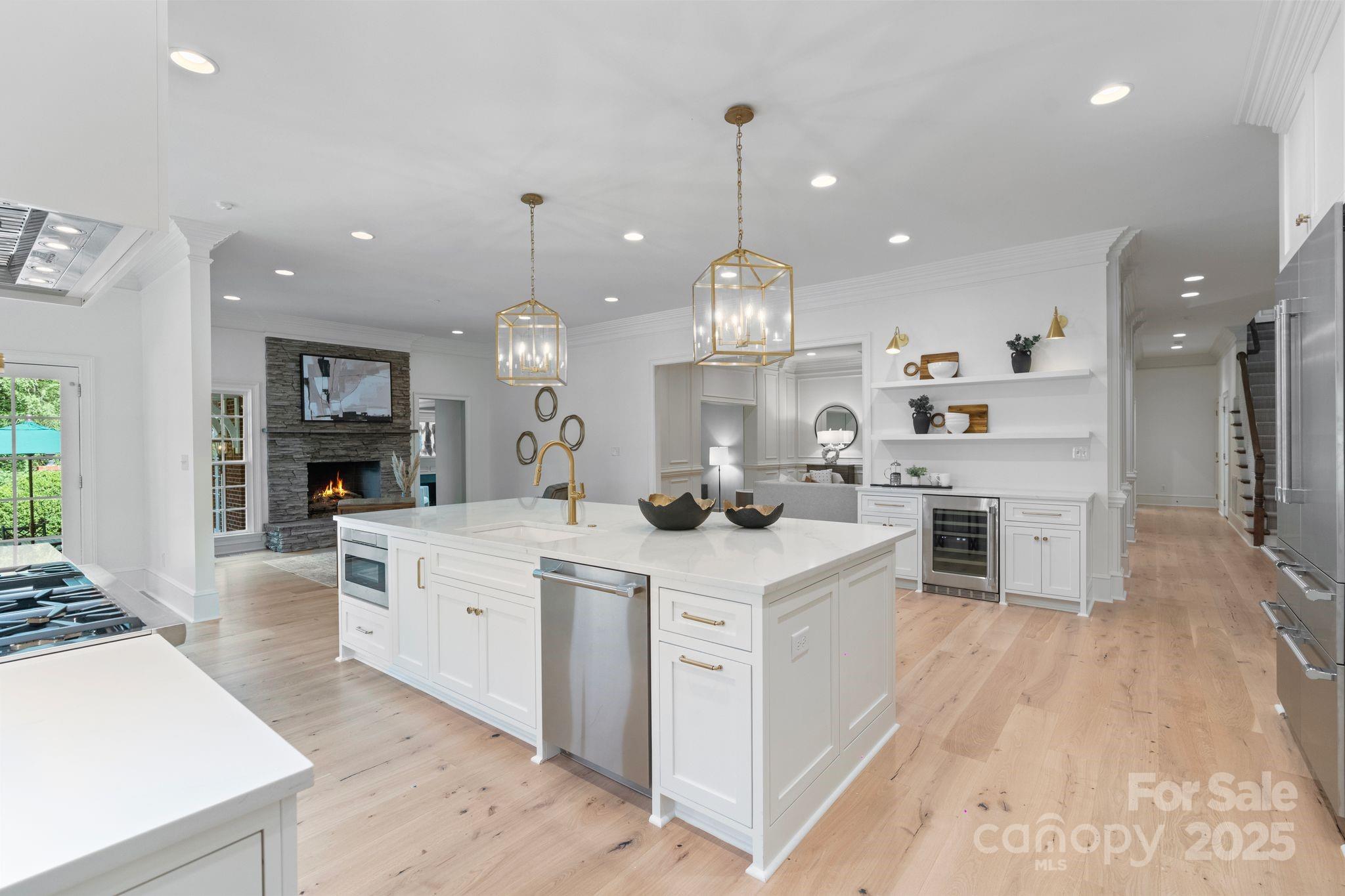 4920 Parview Drive S