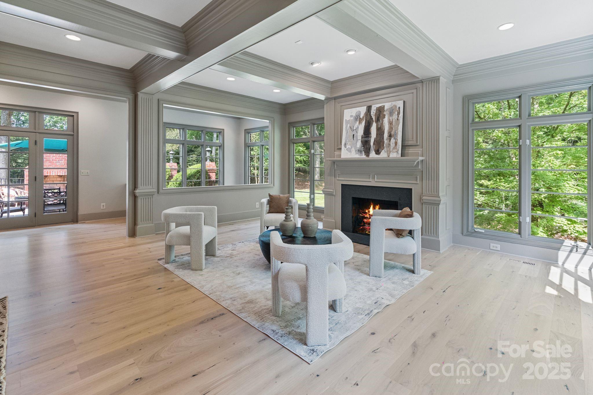 4920 Parview Drive S