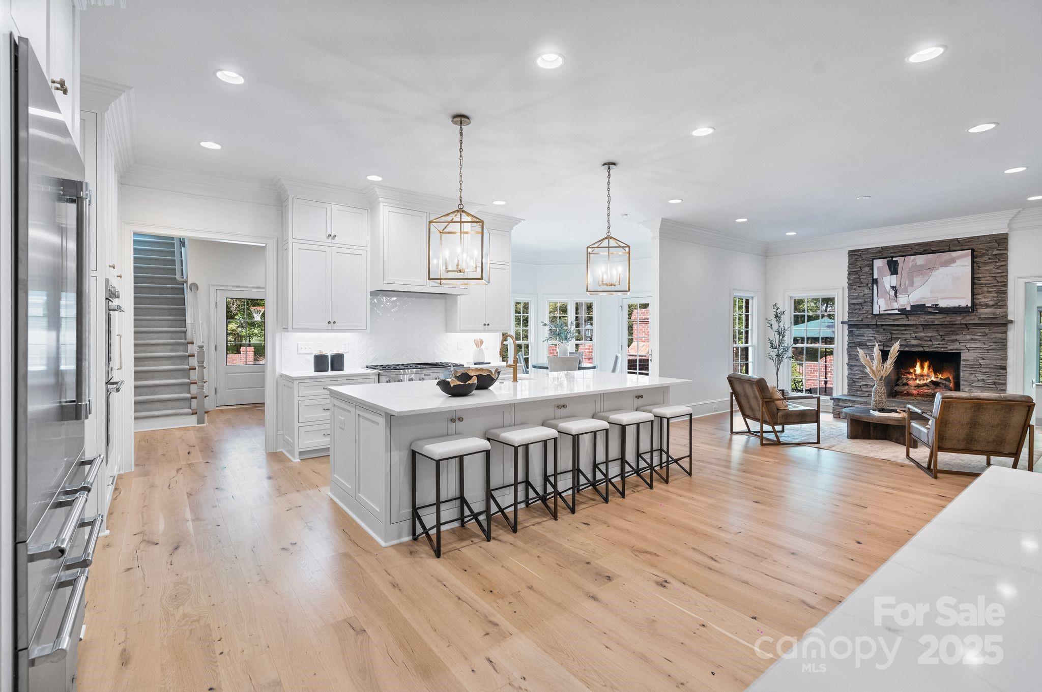 4920 Parview Drive S